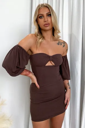 Sleek Cut Minimal Outfit Abby Dress - Brown