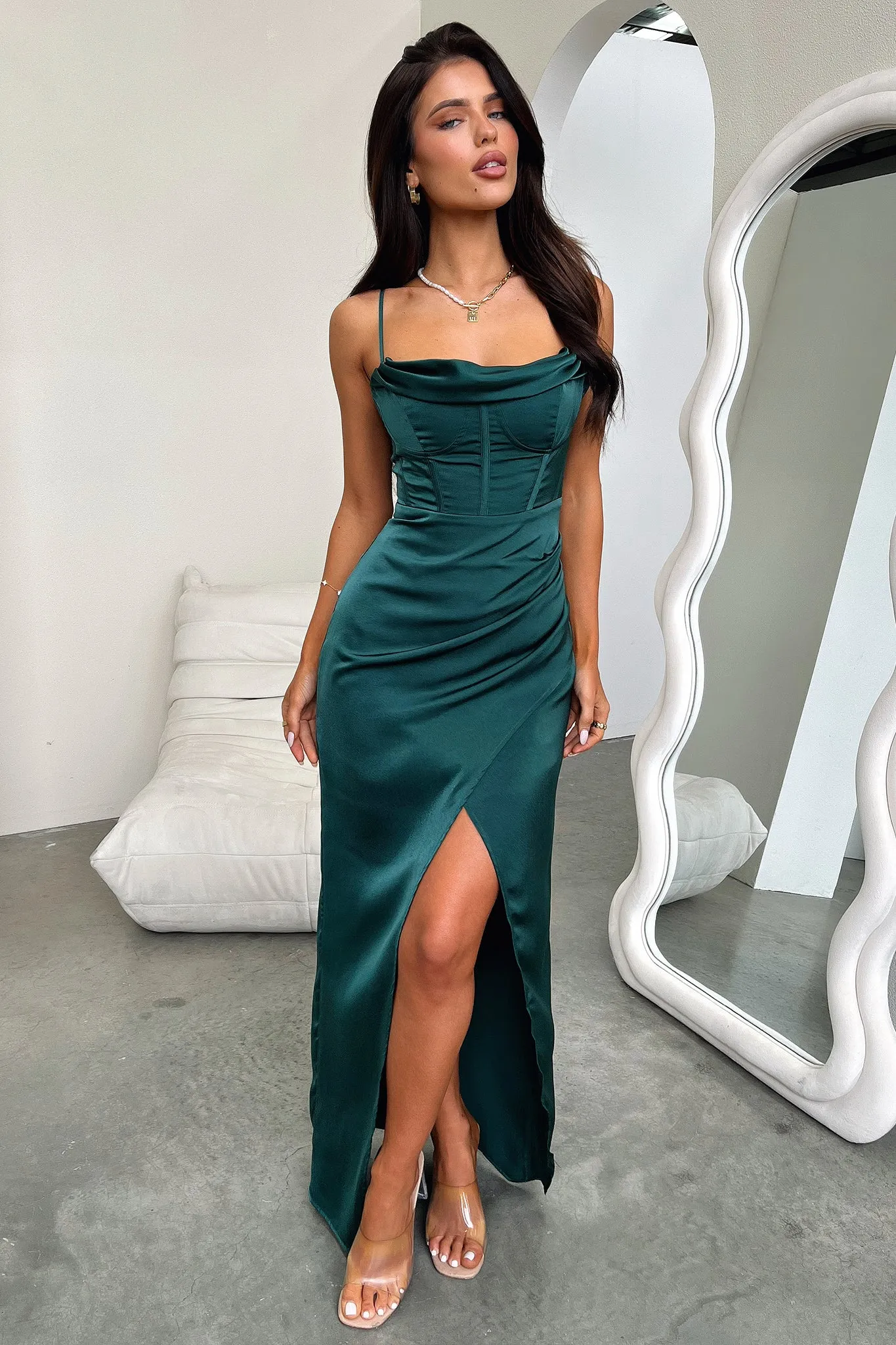 Aiana Satin Maxi Dress - Emerald Vintage Look