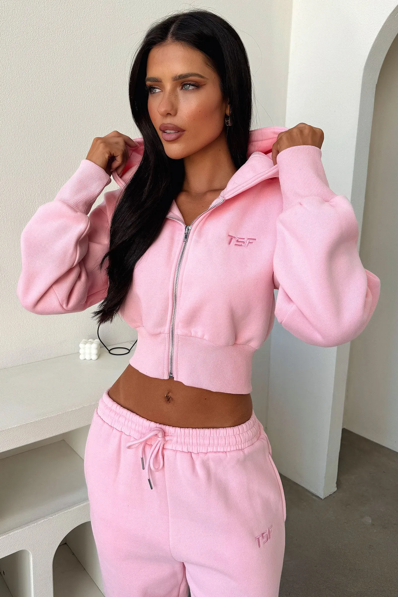 Evening Chill Piece Clean Lines Kaztek Cropped Jacket - Pink