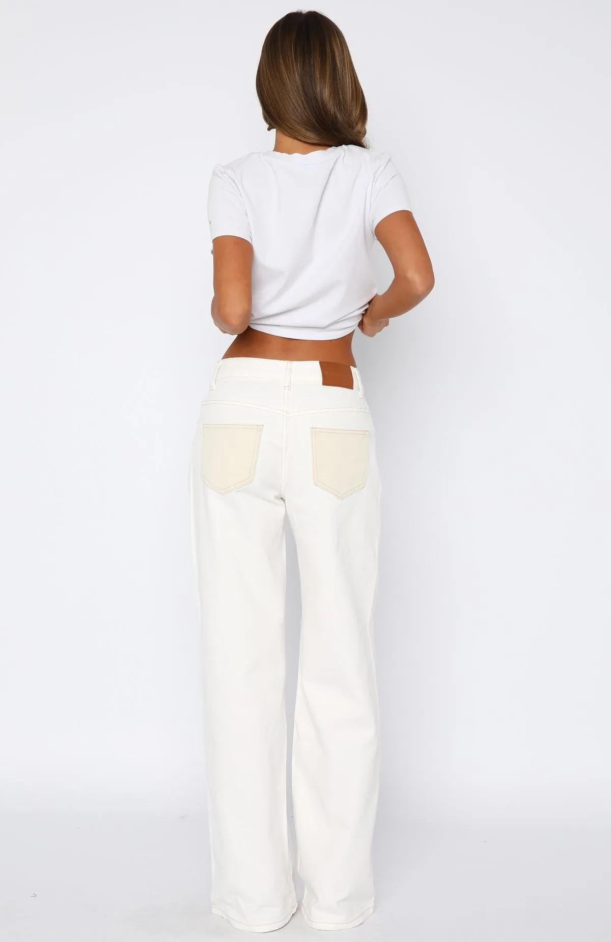 Amira Mid Rise Wide Leg Jeans White/Cream Street Style