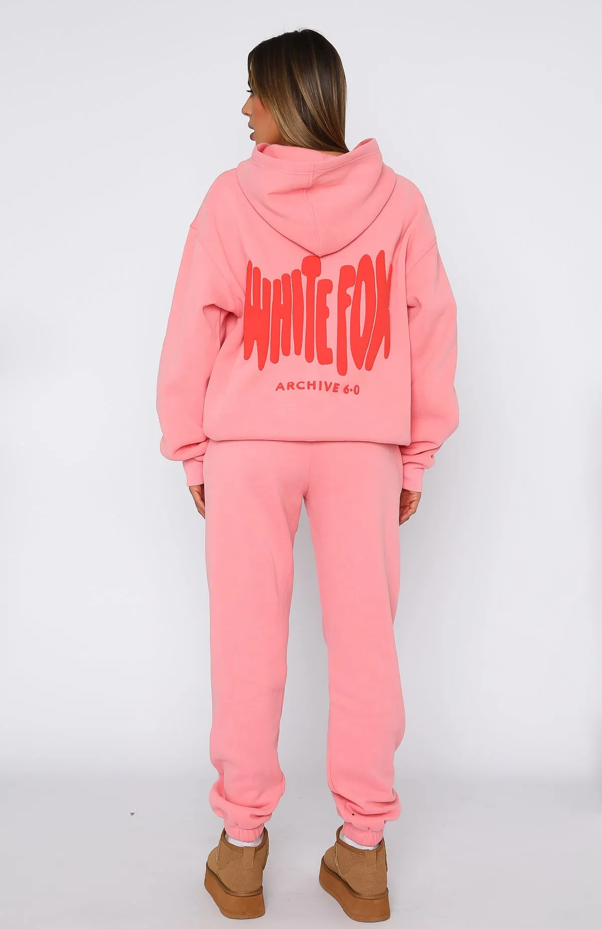 Archive 6.0 Sweatpants Melon Flattering Look