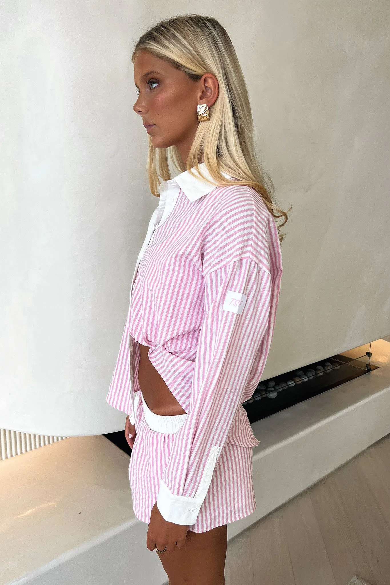 Augusta Shorts - Pink Pinstripe Flared shape
