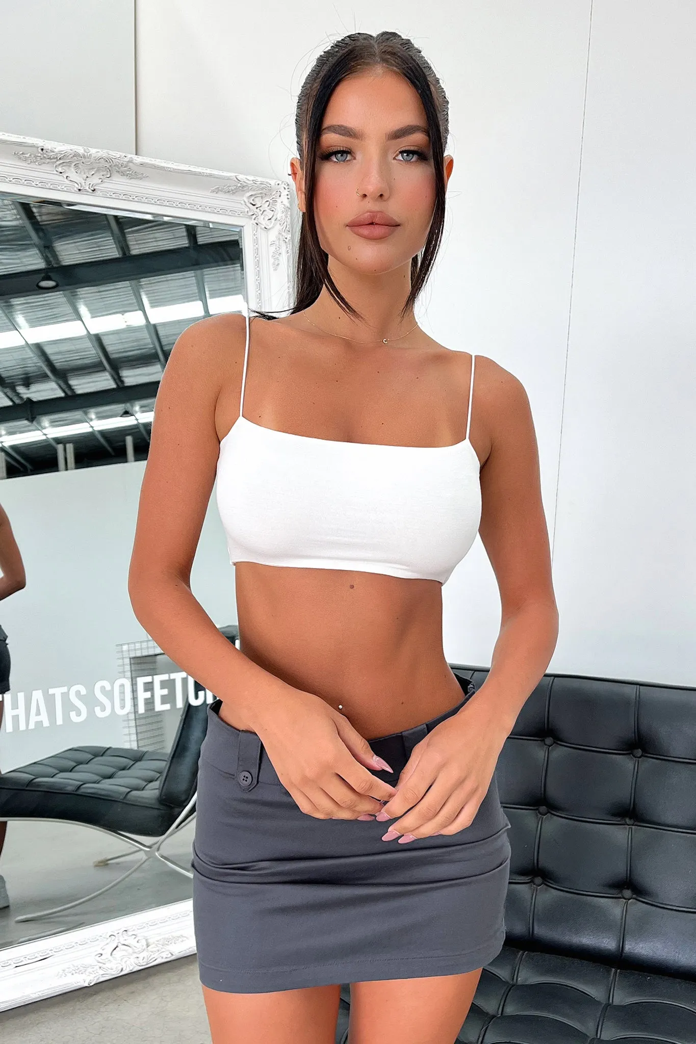 Dalena Crop - White single crewed