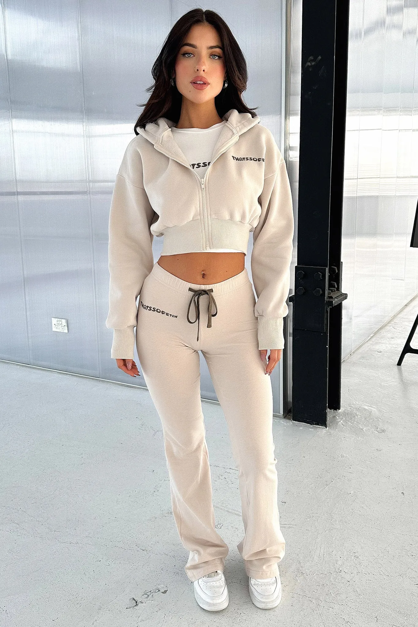 Bamba Cropped Jacket - Bone Chic Presence
