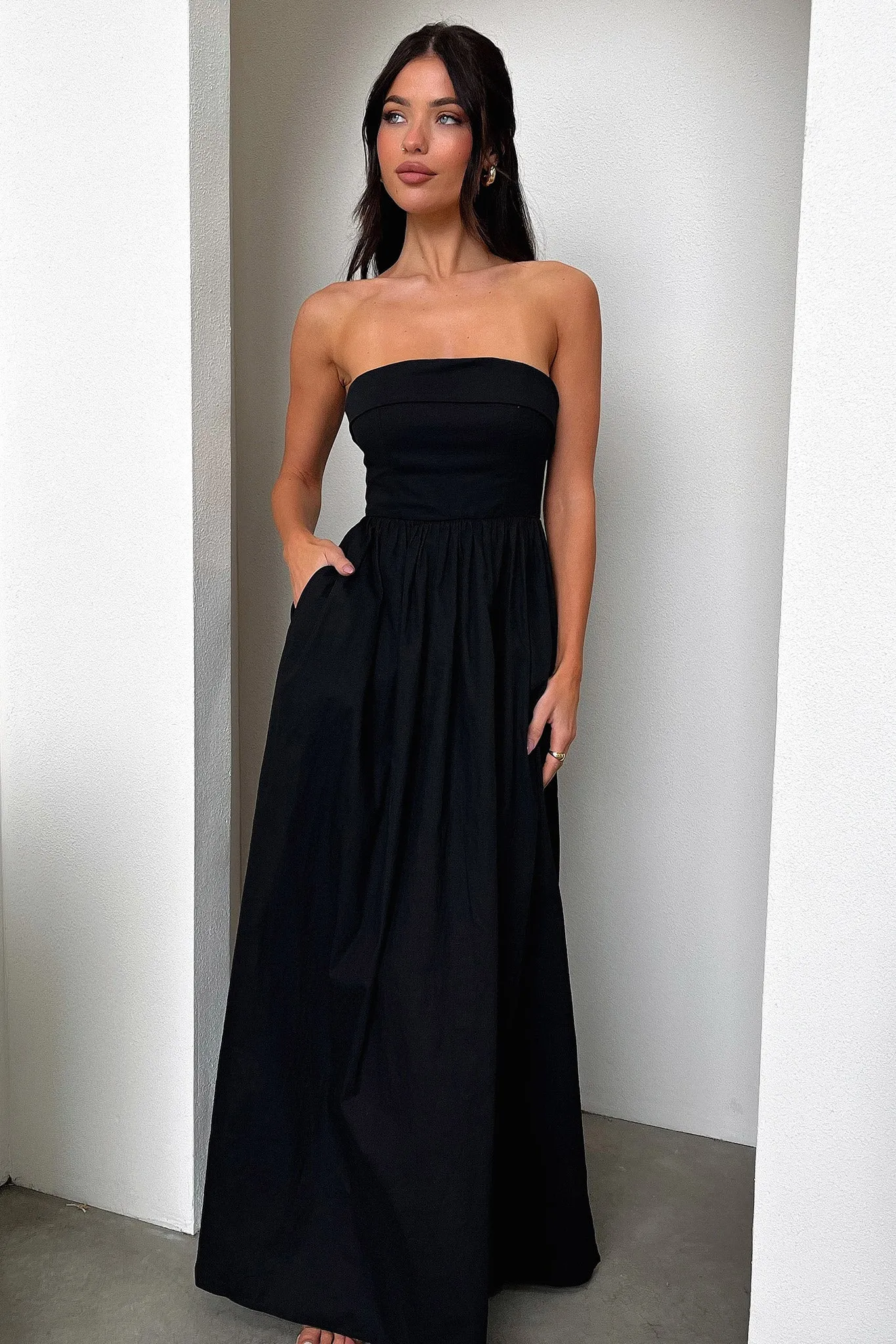 Cornell Maxi Dress - Black Korean Mood