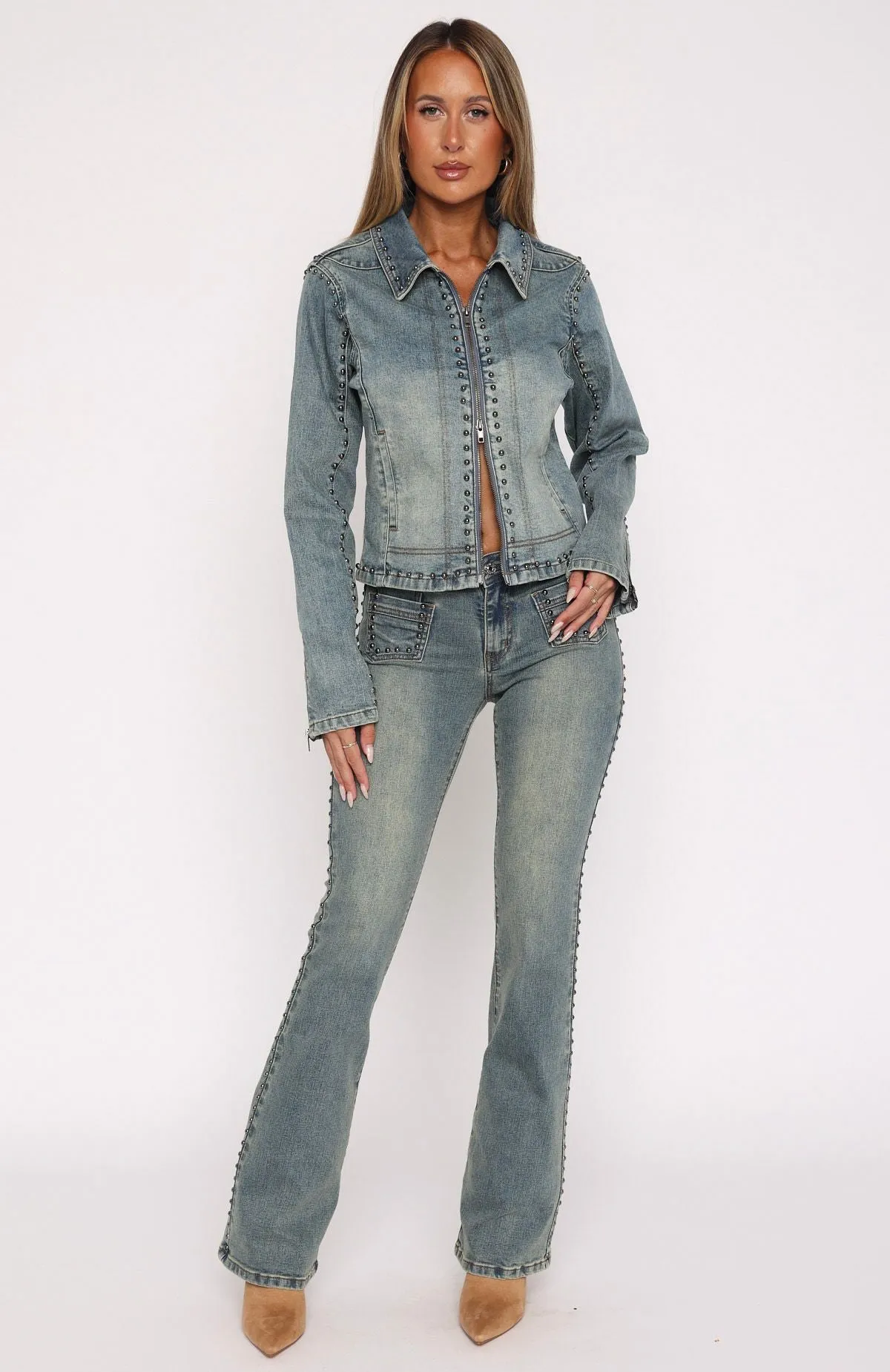 Breathable Sweat-absorbent Blake Low Rise Studded Flare Jeans Brown Blue