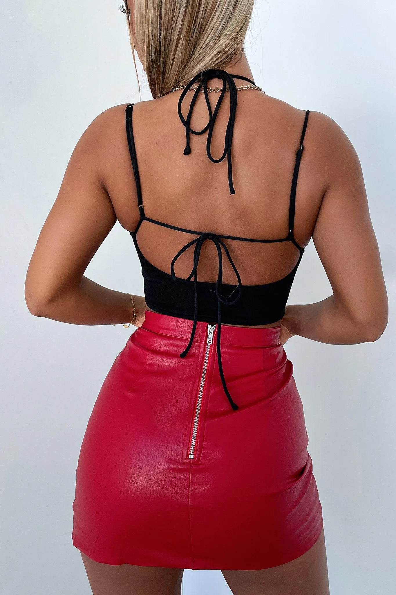 California Skirt - Red Fresh Detail