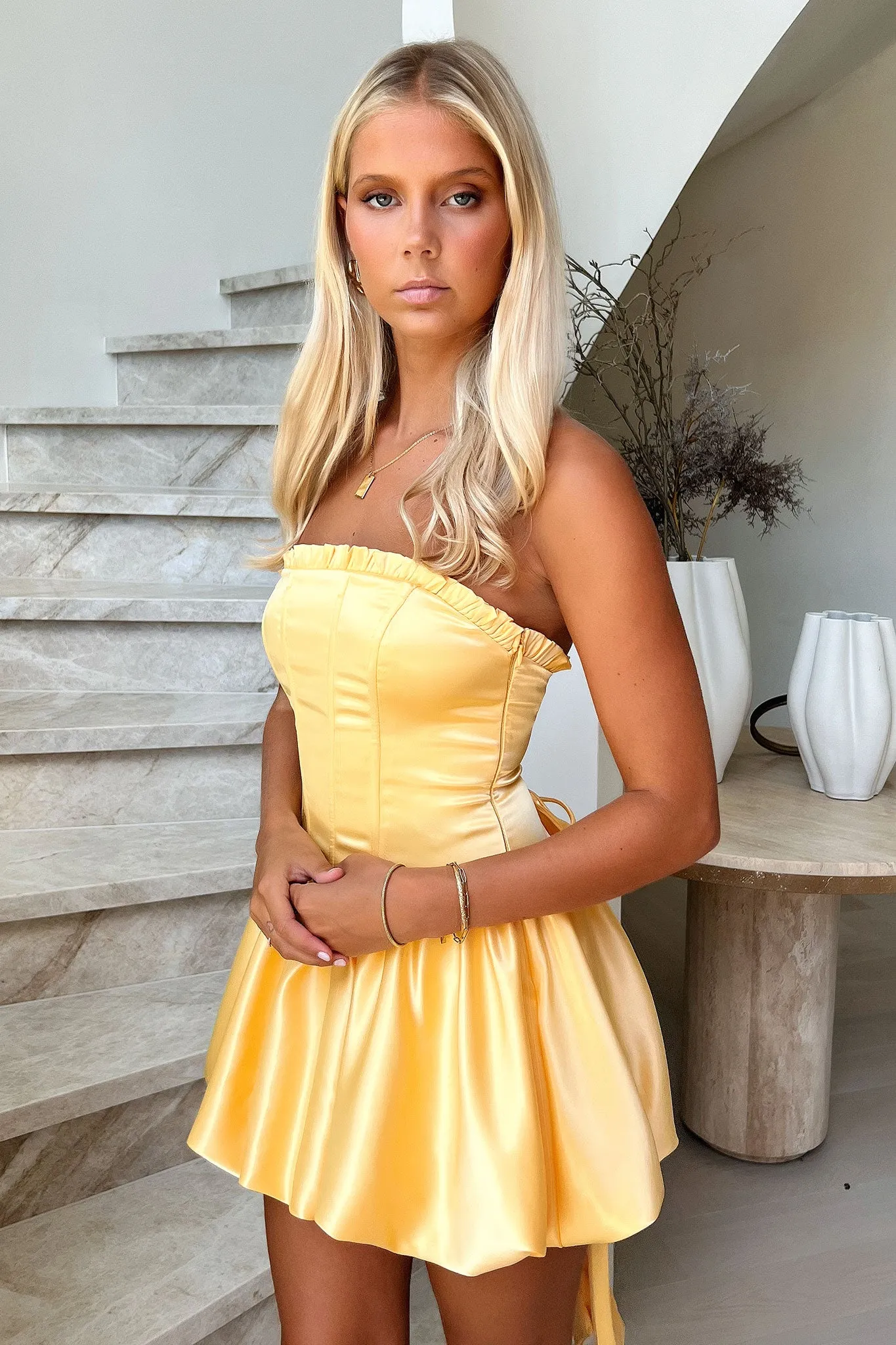Chic Glow Beauty Strapless Satin Dress - Yellow