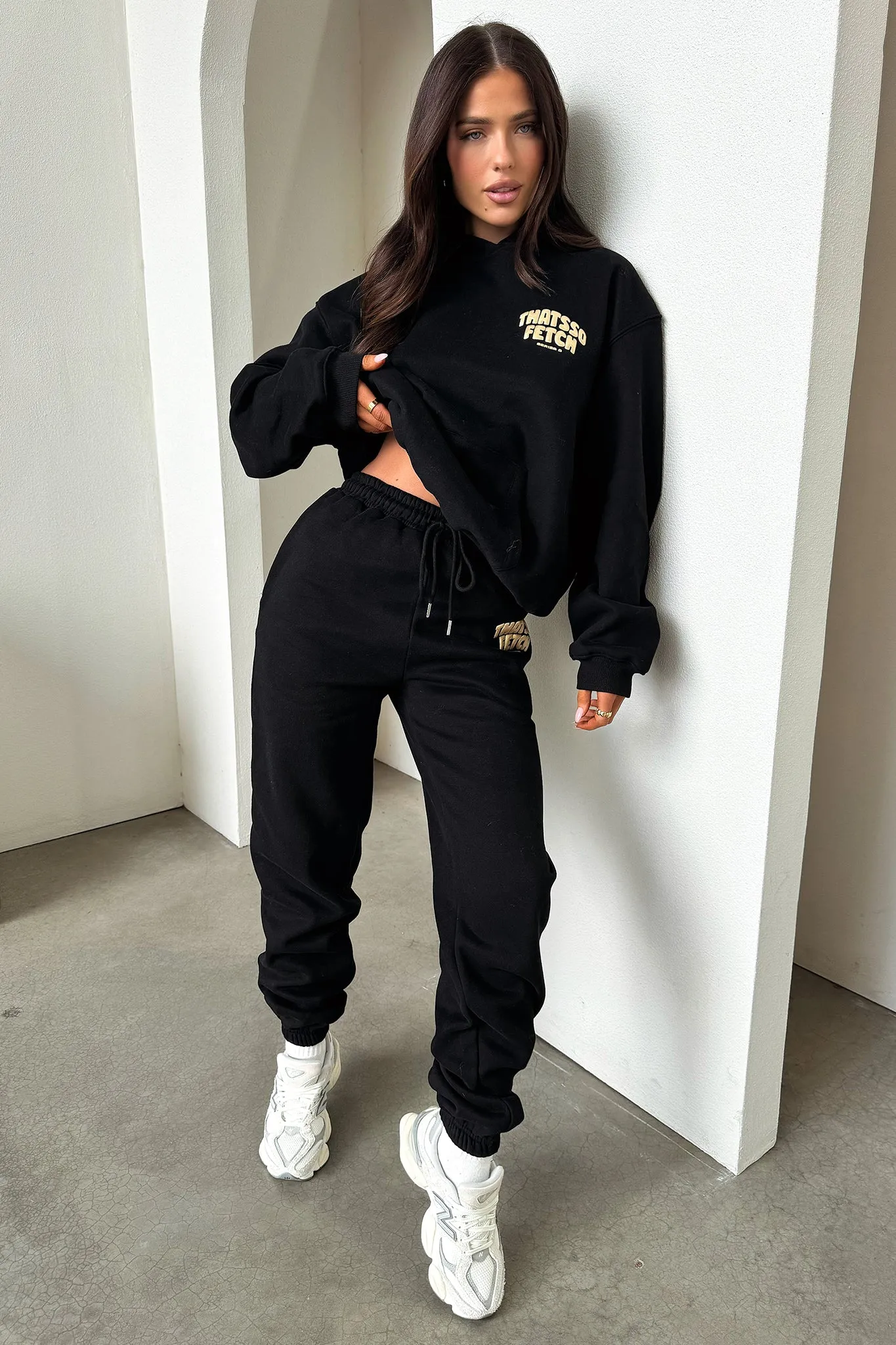 Classic Fit Series 5 Sweatpants - Black/Gold