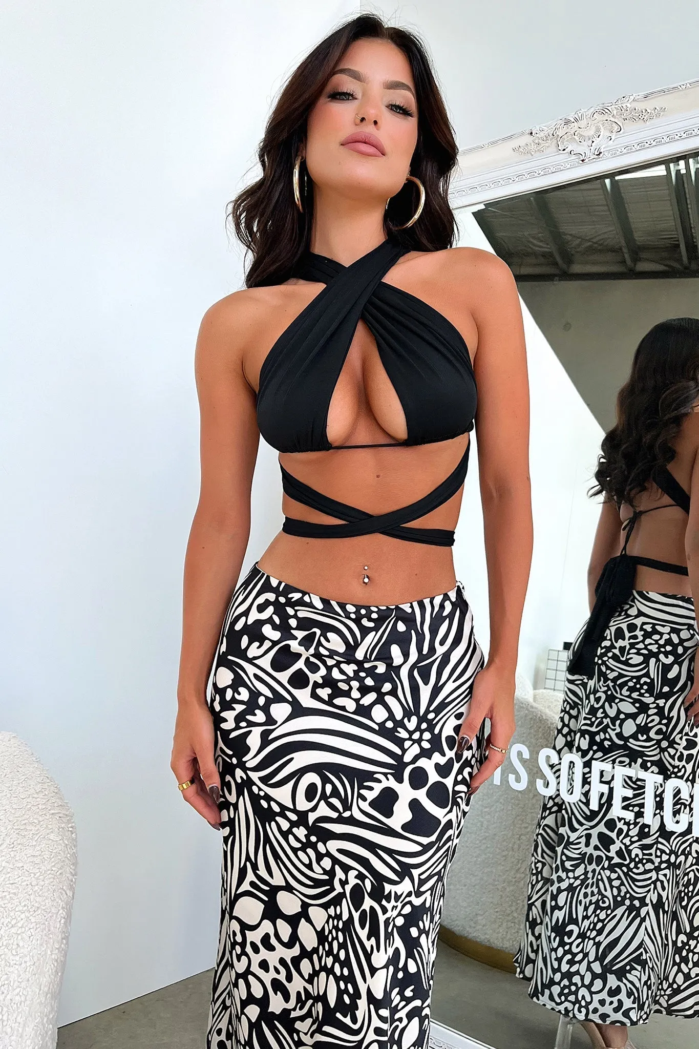 Comfy Flow Santorini Maxi Skirt - Black / White Print