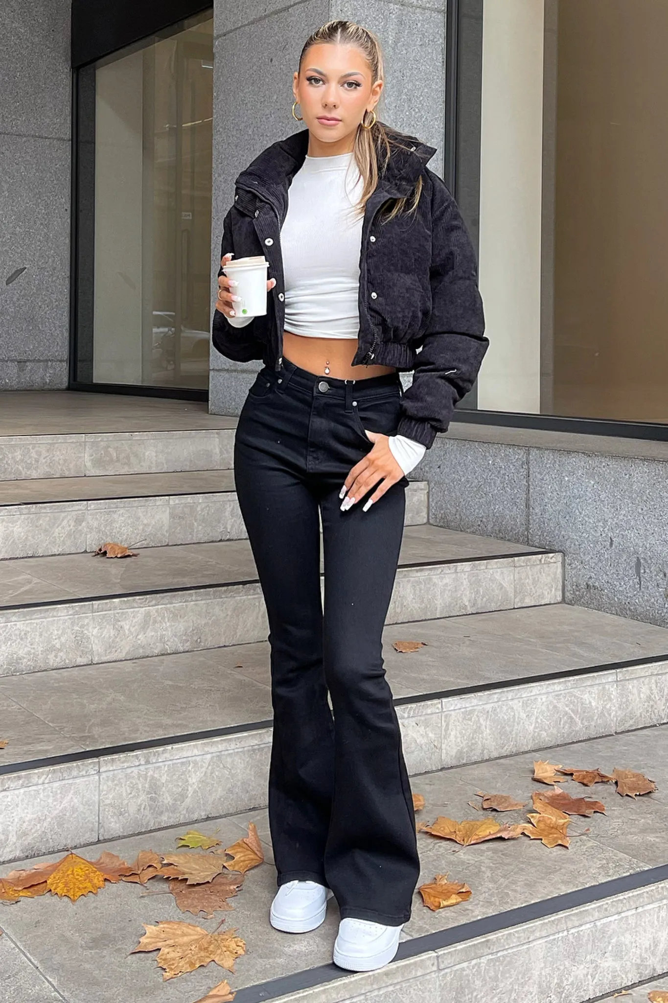 embroidered accents Dion Flare Jeans - Black
