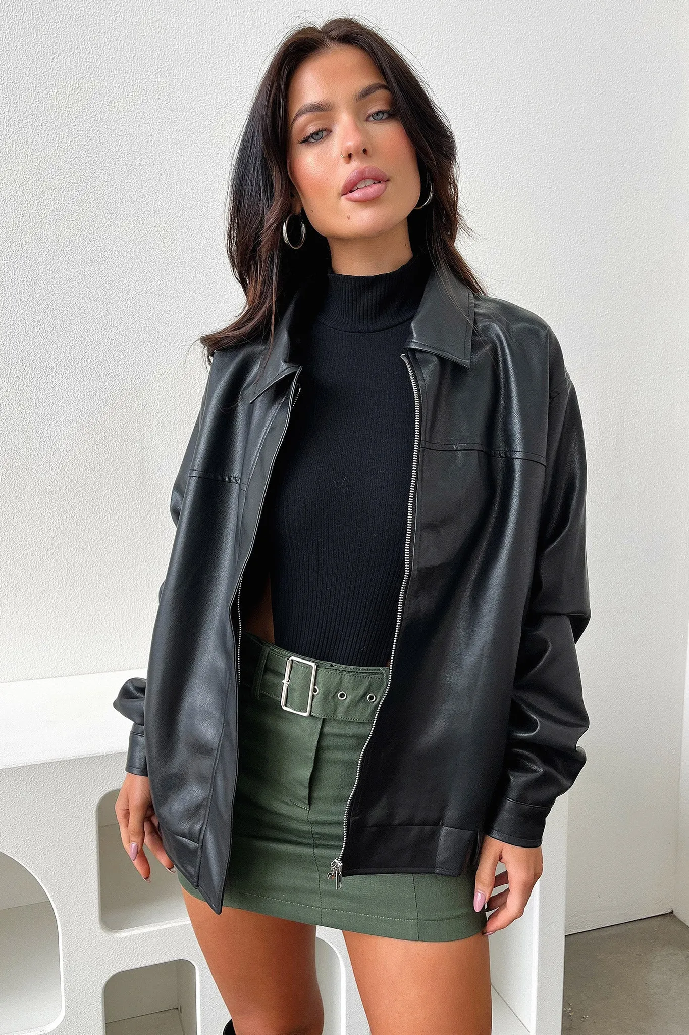 Crisp Fit Zeroni Faux Leather Bomber Jacket - Black