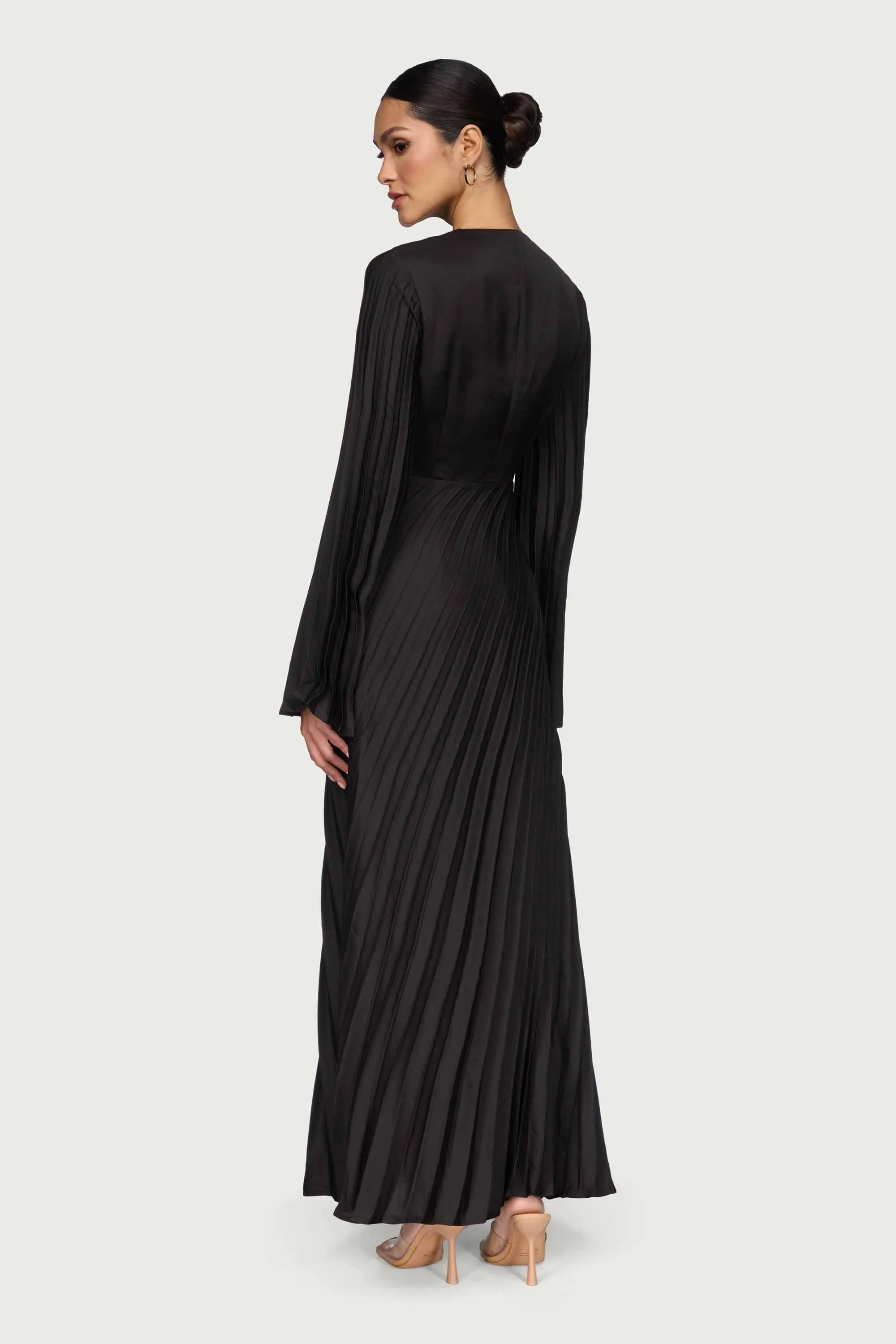 Custom-tailored clothes Asymmetric Pleated Maxi Dress - Black