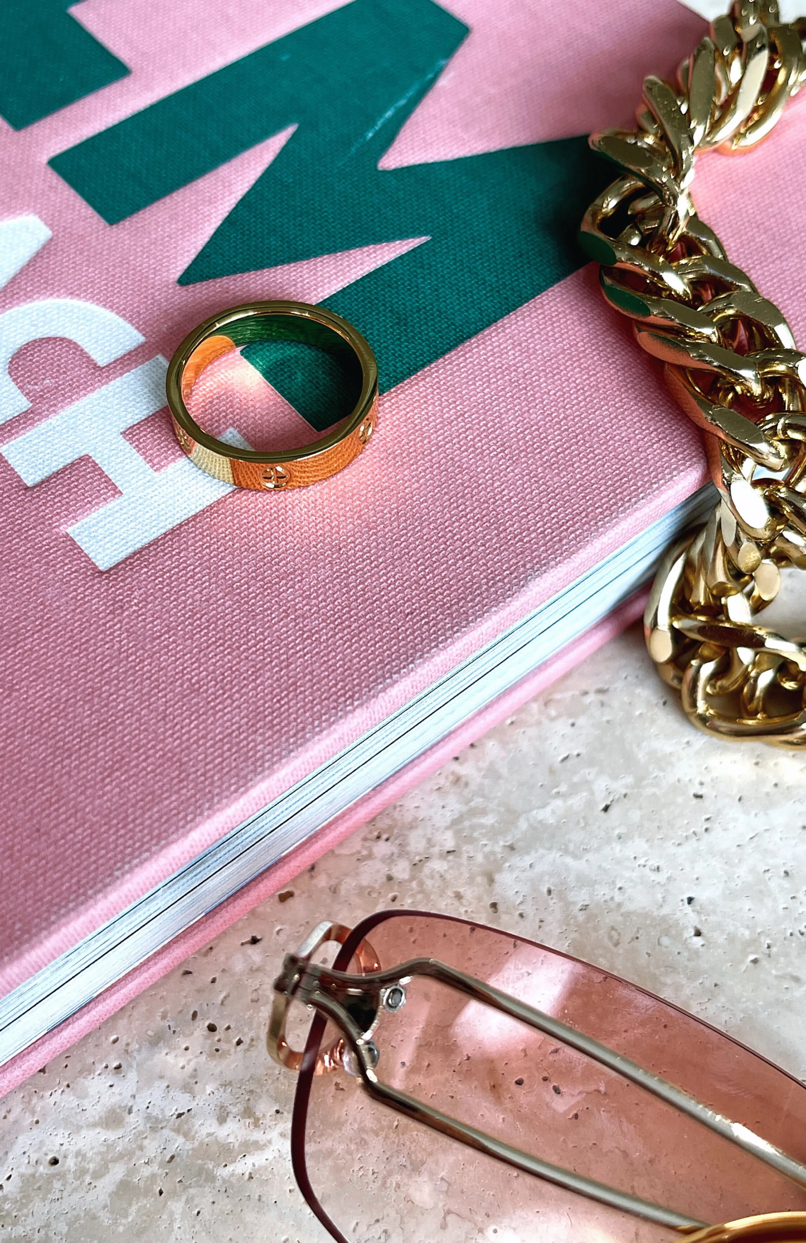 Durable Wear-resistant Bridie Ring Gold