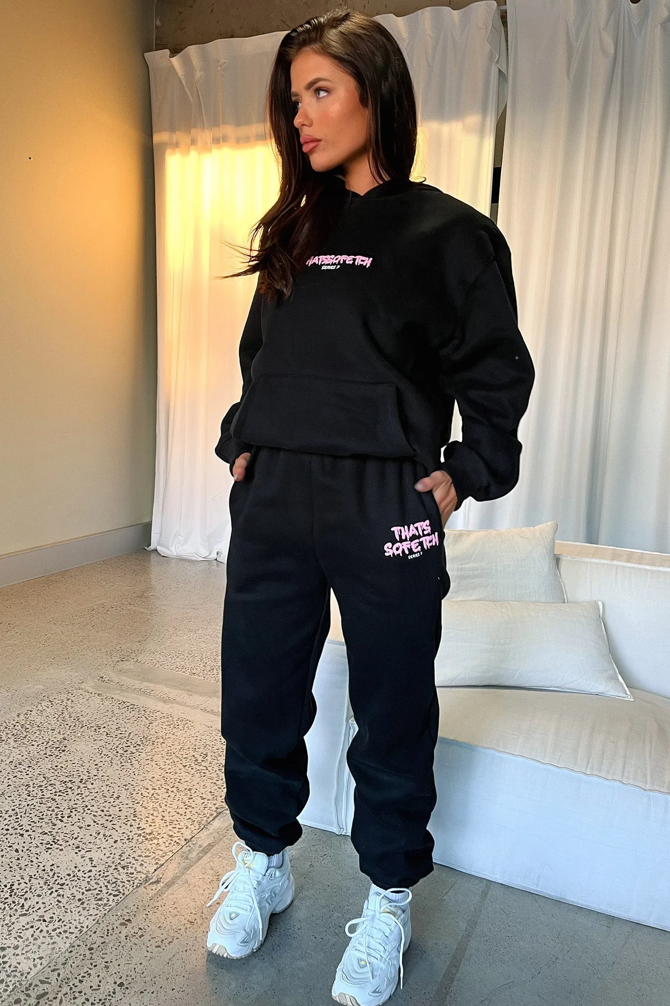 elegant design Series 7 Sweatpants - Black/Pink