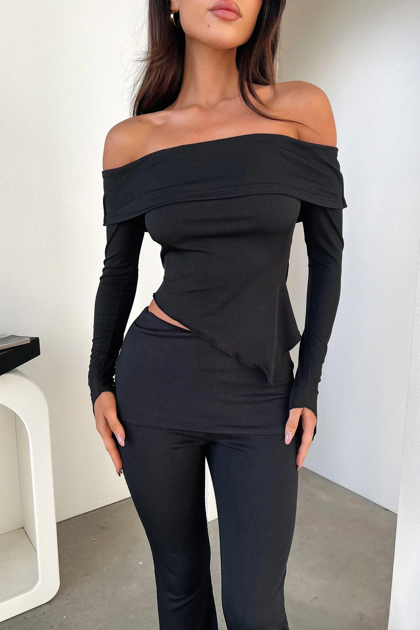 Elegant Fit Aniston Pants - Black