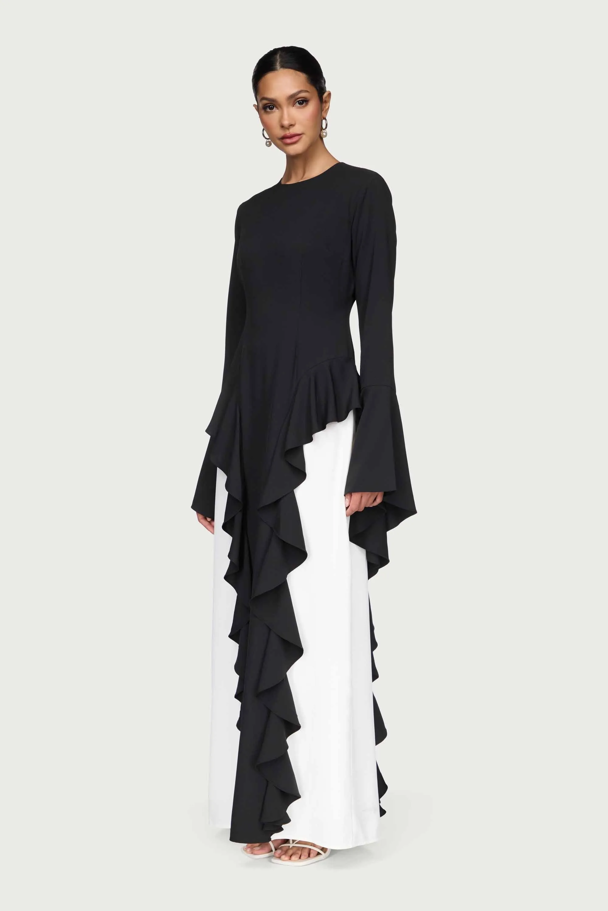 Elegant Garment Leen Contrast Ruffle Maxi Dress - Black