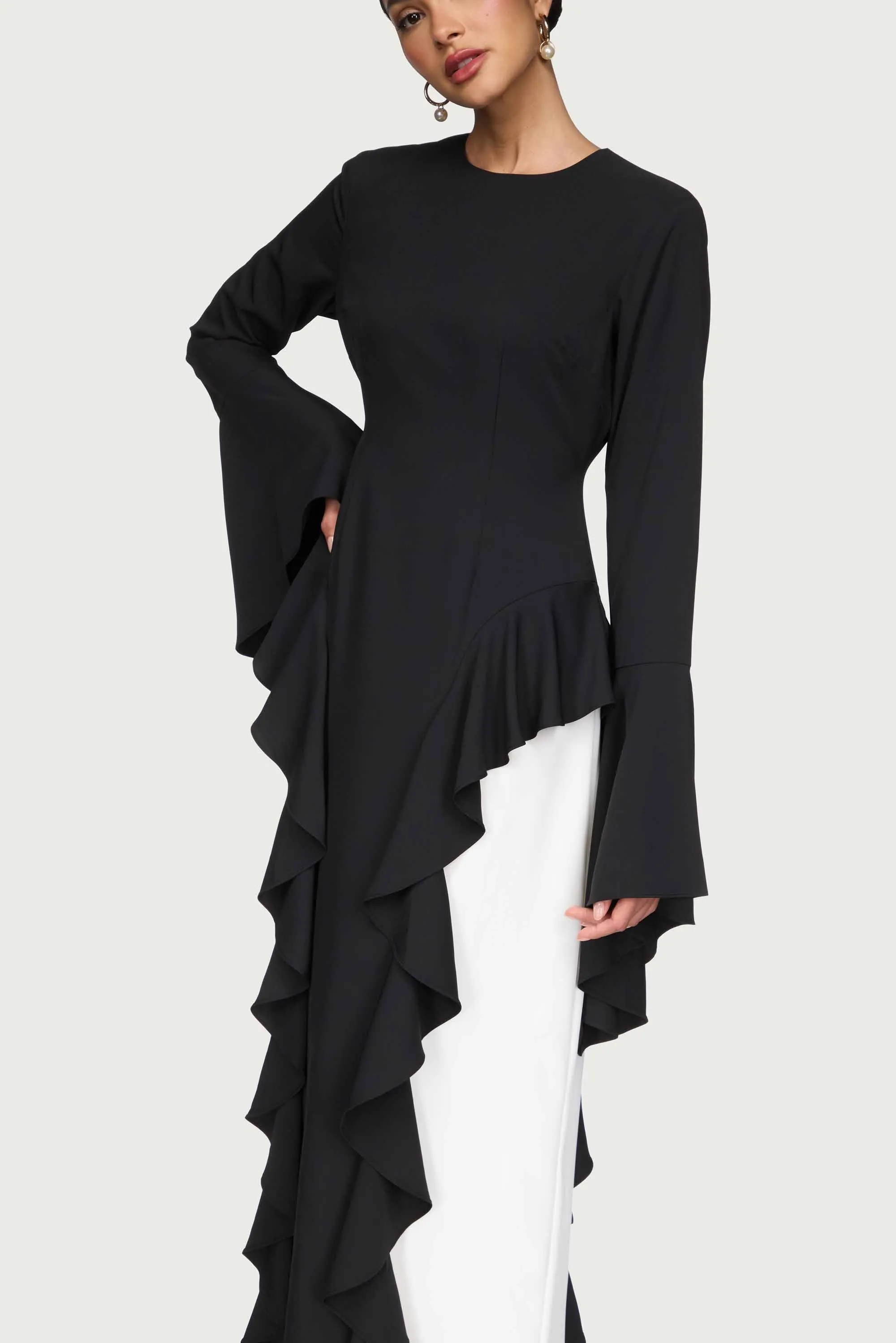 Elegant Garment Leen Contrast Ruffle Maxi Dress - Black