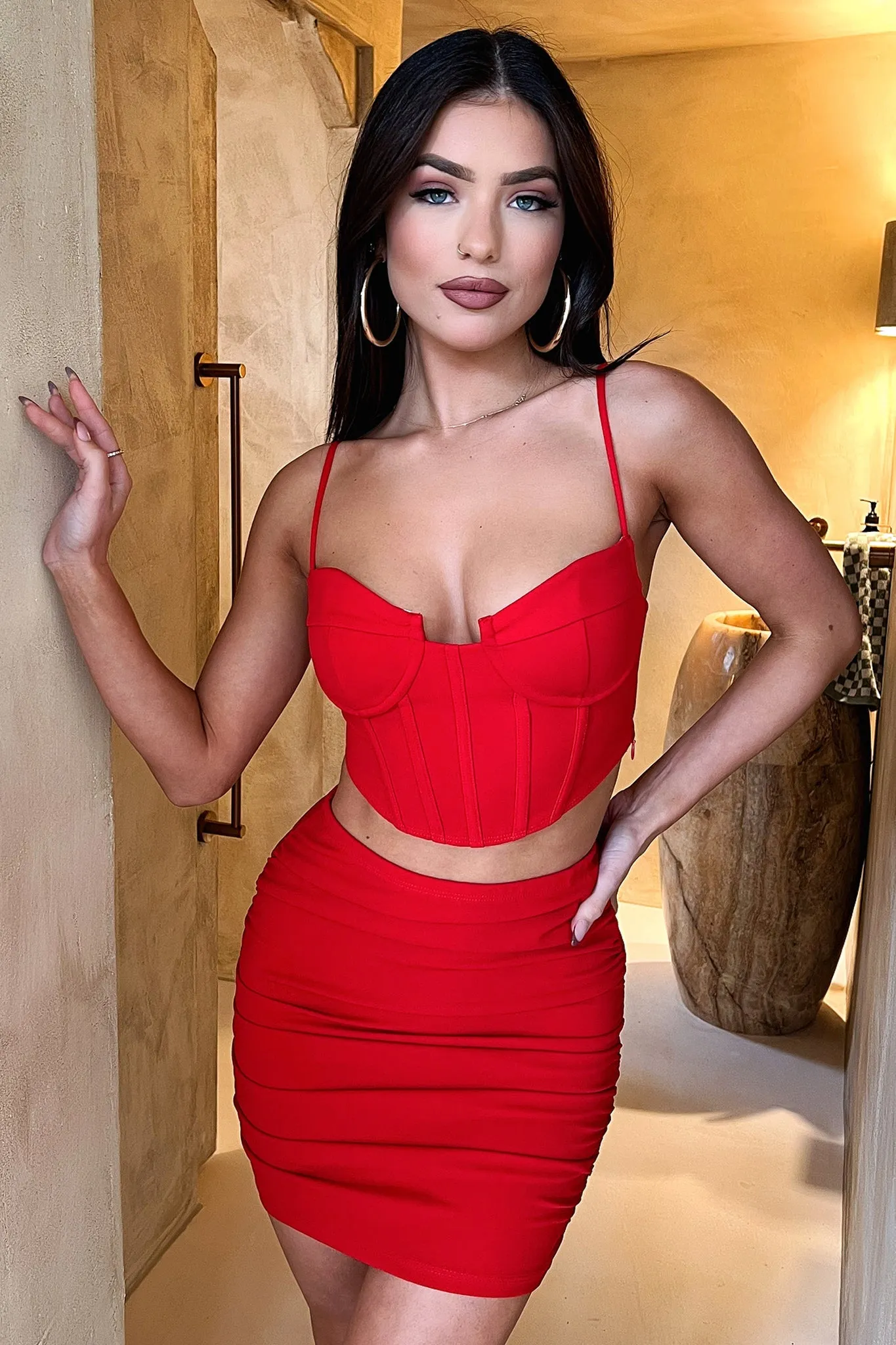 Eshar Crop - Red Good quality control