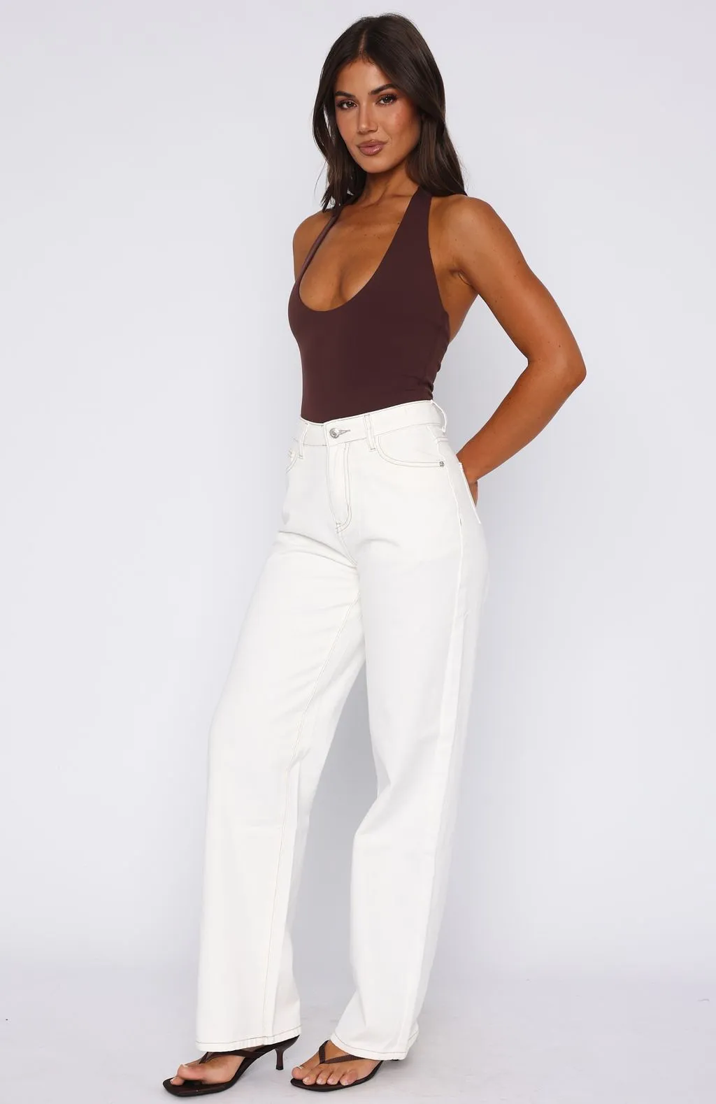 Frayed Detail Bring The Style High Rise Wide Leg Jeans Off White