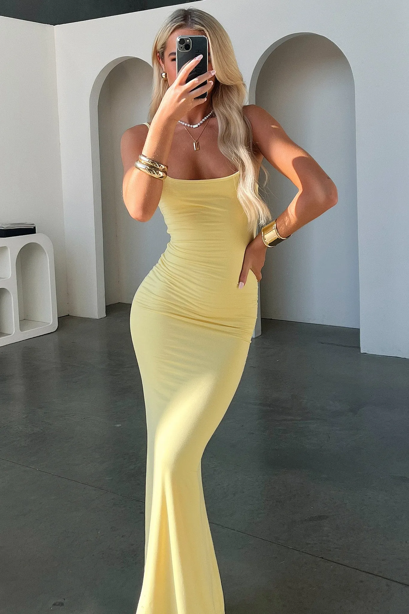 Simple yet chic long dress Black Chic Otoway Bodycon Maxi Dress - Yellow