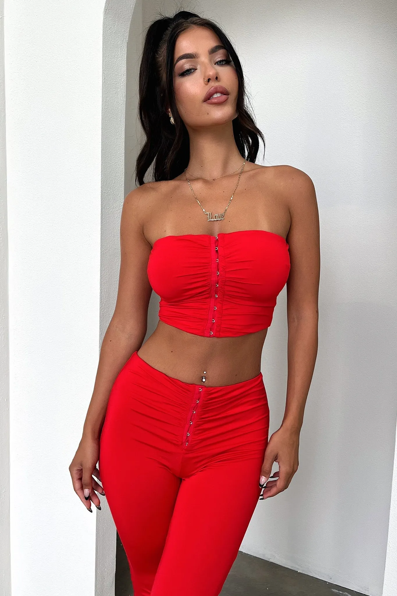 High load capacity Tarla Crop - Red