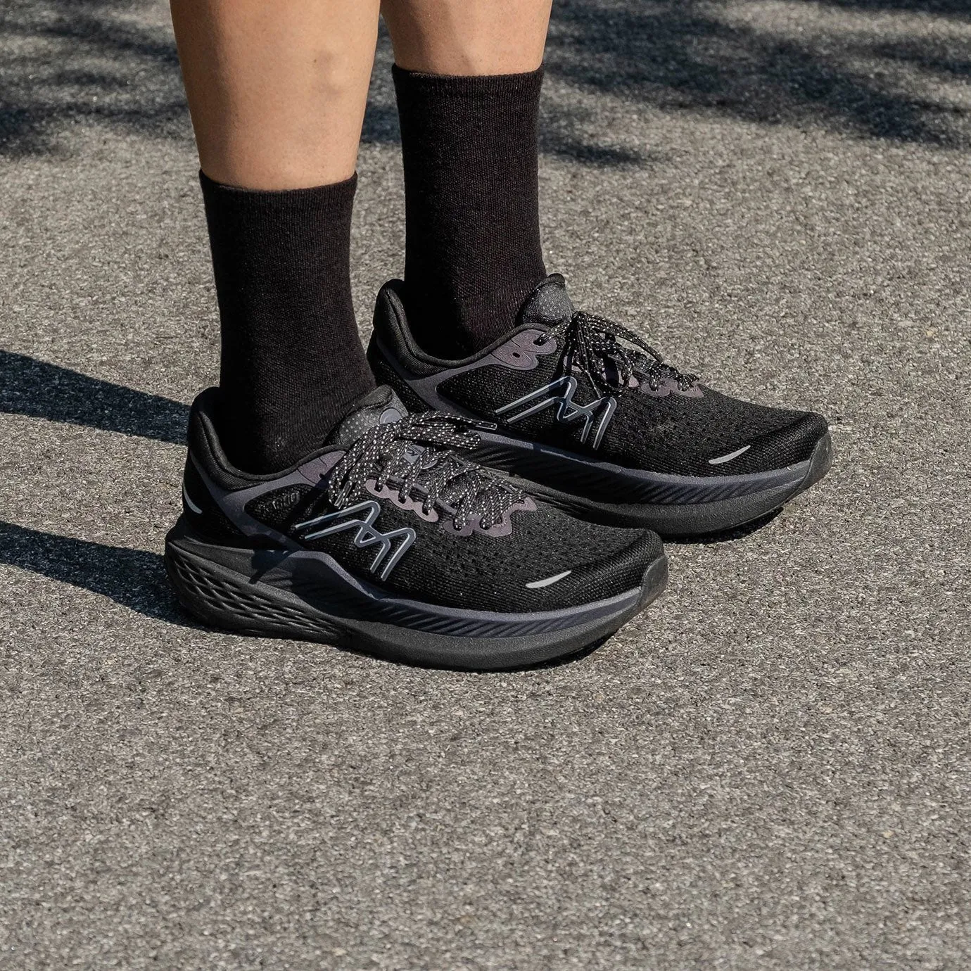 High - tech innovation WOMEN'S MESTARI RUN 1.5 - BLACK / BLACK