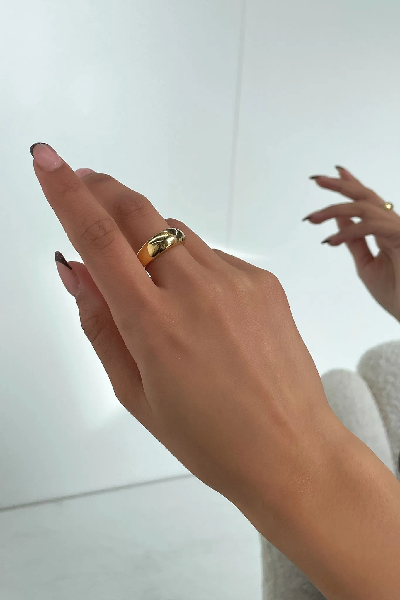 hollow design Stella Ring - 18K Gold Plated