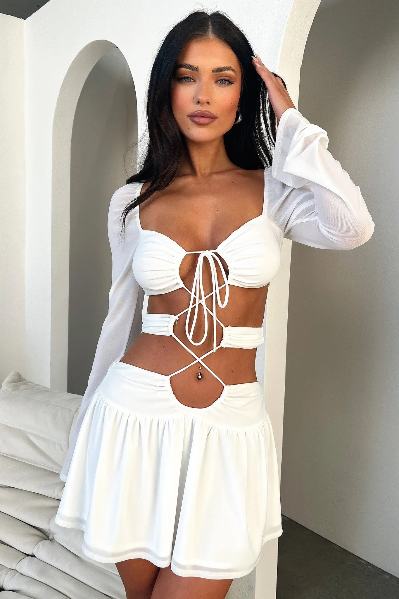 Ileana Dress - White Chic Kiss