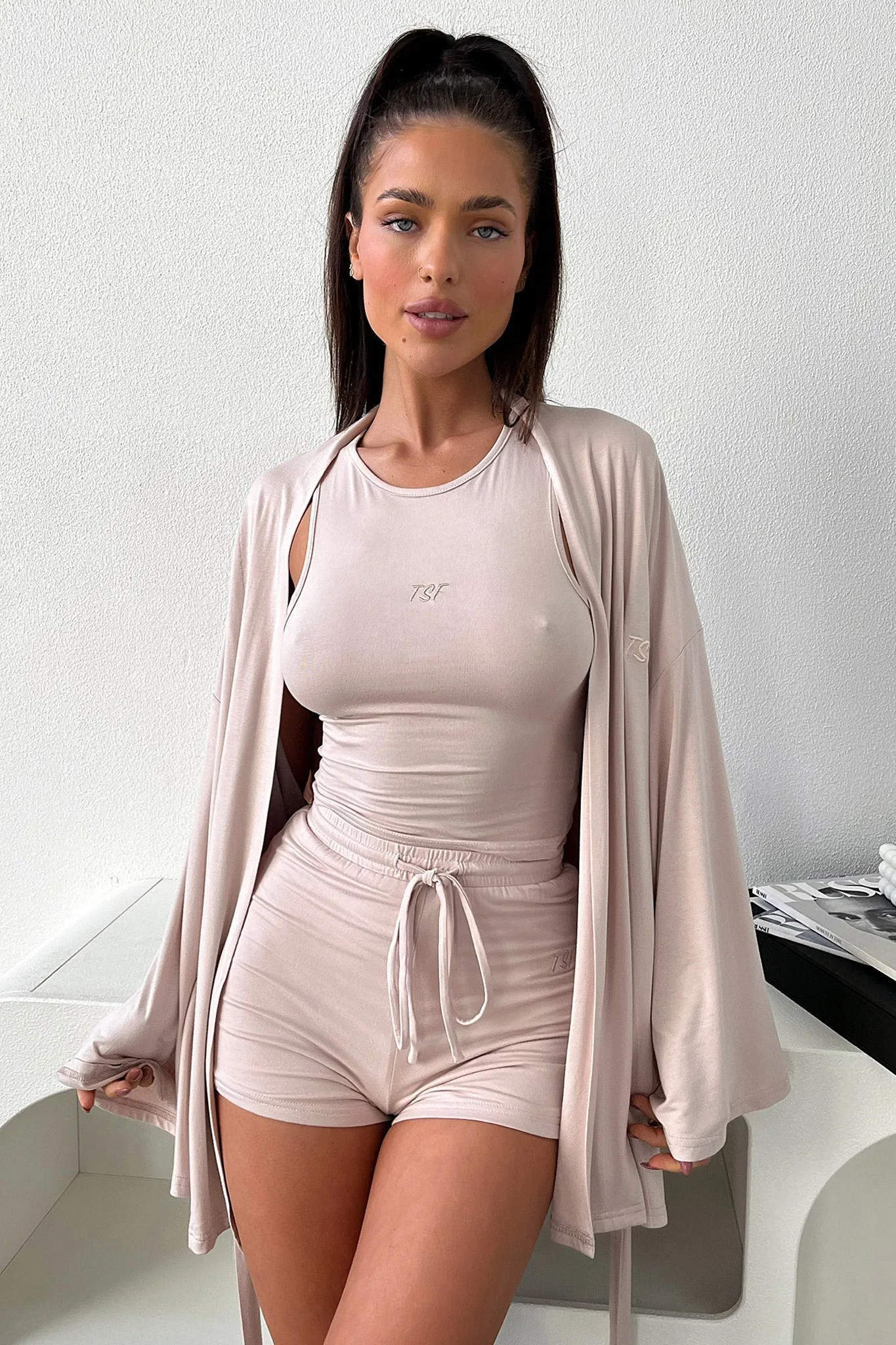 Instant Sellout Alita Robe - Beige