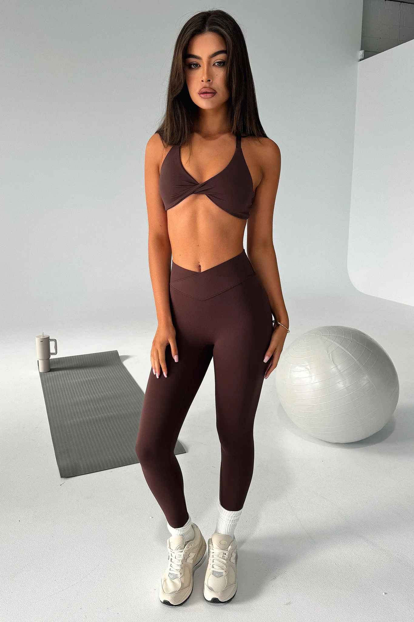 Invisible Under Clothes Nikau Twist Sports Bra - Brown