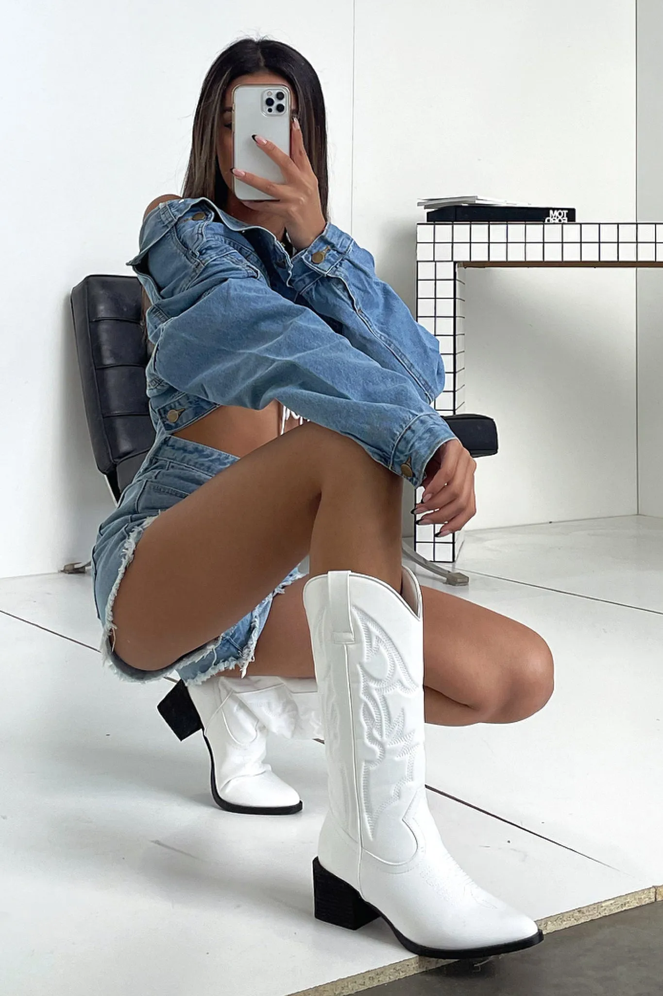 Jagger Cowboy Boots - White Ultimate Durability