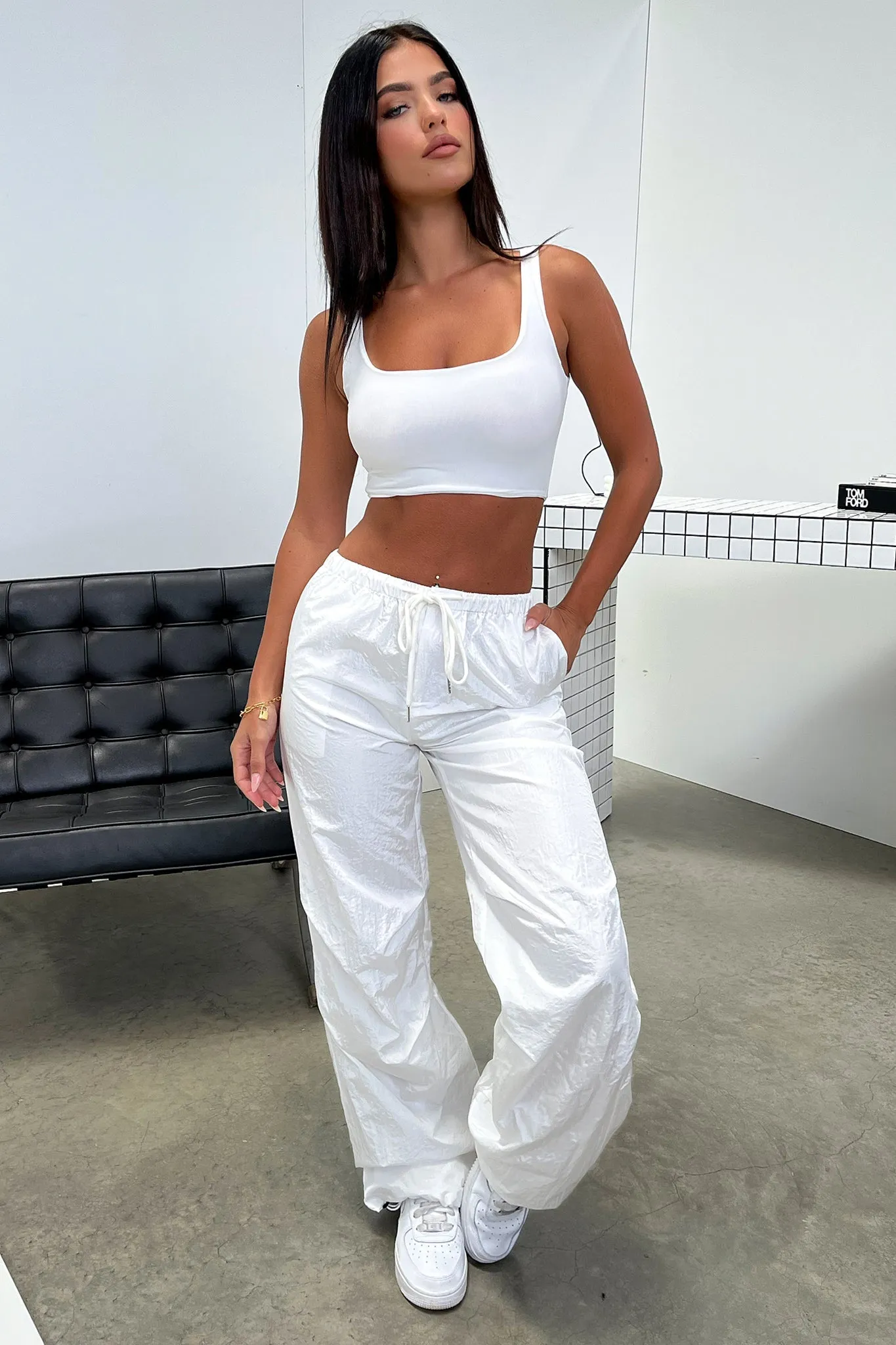 Embroidered Detail Detachable belt Karter Parachute Pants - White