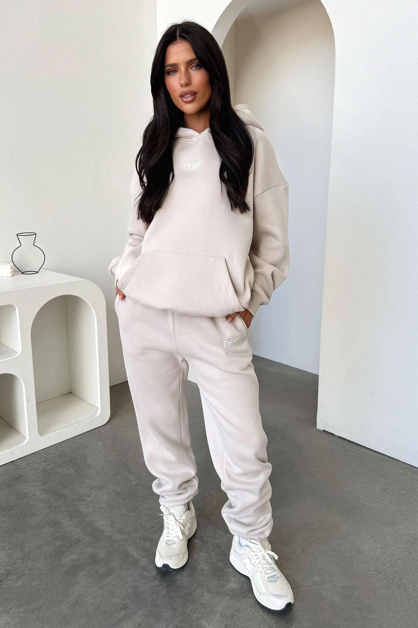 Kaztek Sweatpants - Bone wrinkle free