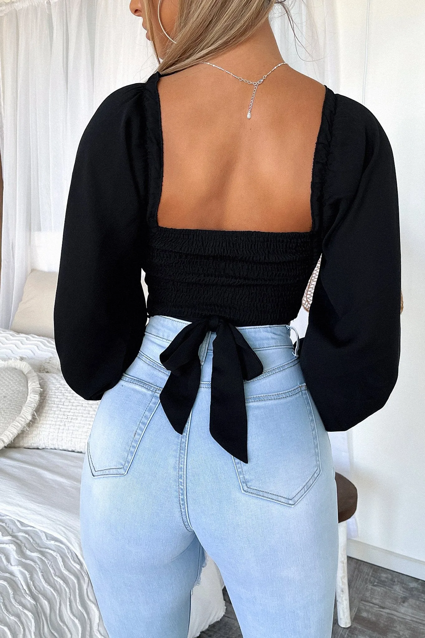 Kingsley Crop - Black Easy to label