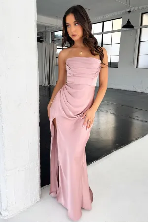 Fashion-forward long piece Simple yet stunning maxi Lola Maxi Dress - Blush