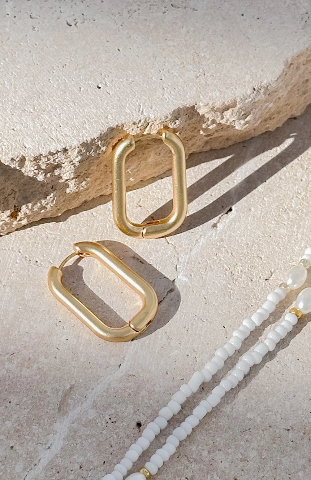 Fashionable wristwear Maris Earrings Vintage Gold