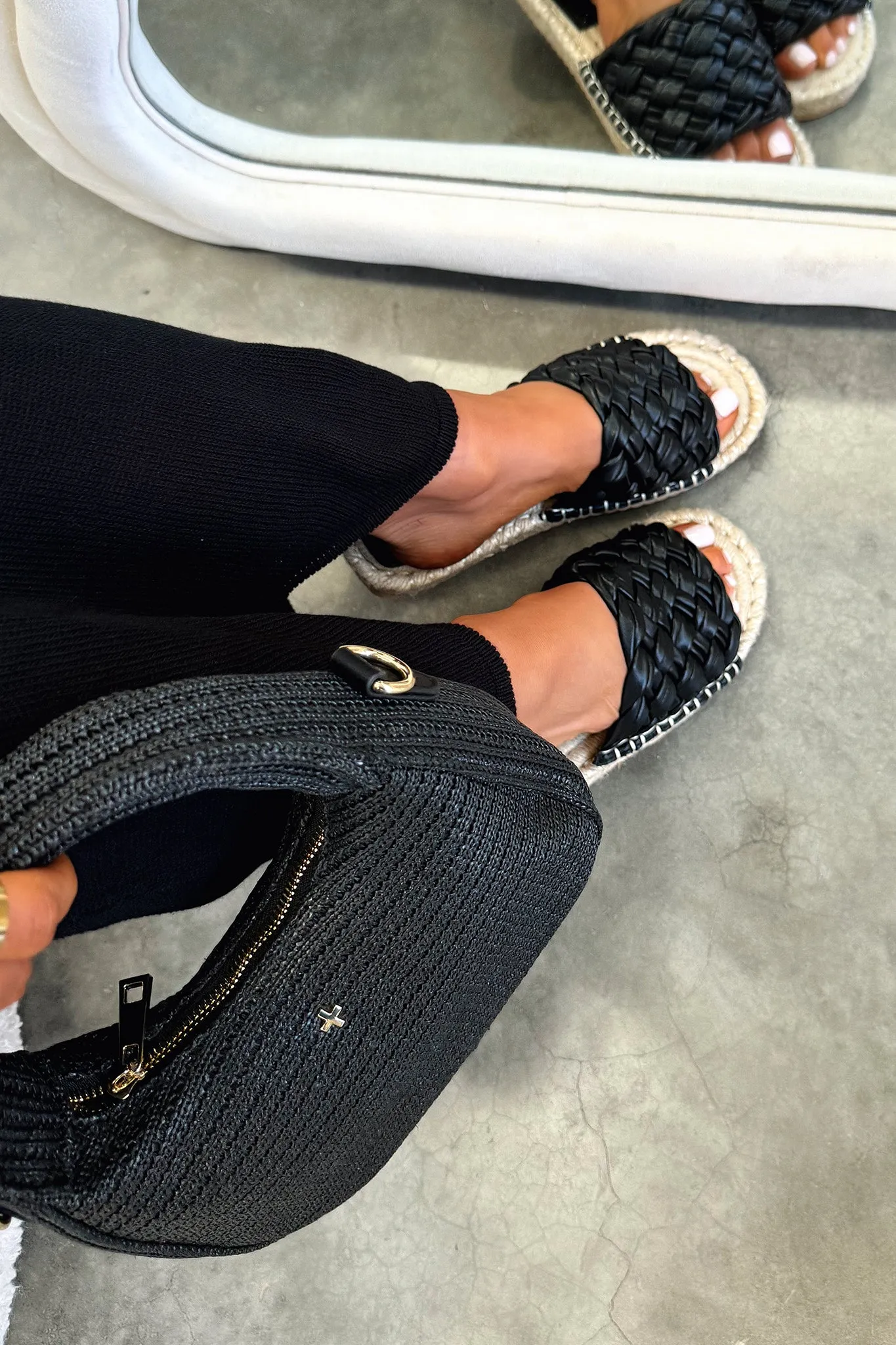 Mesh Lining Maldive Slides - Black
