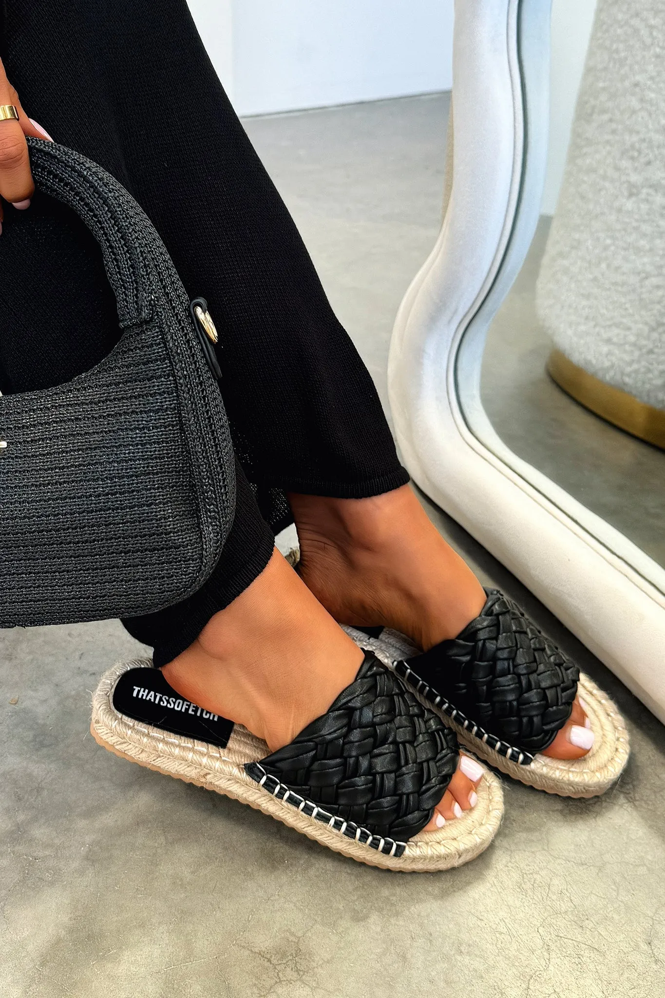 Mesh Lining Maldive Slides - Black