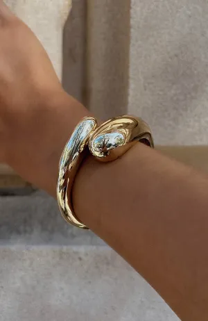 Sienna Bracelet Gold Chic metalwork Sophisticated neckwear