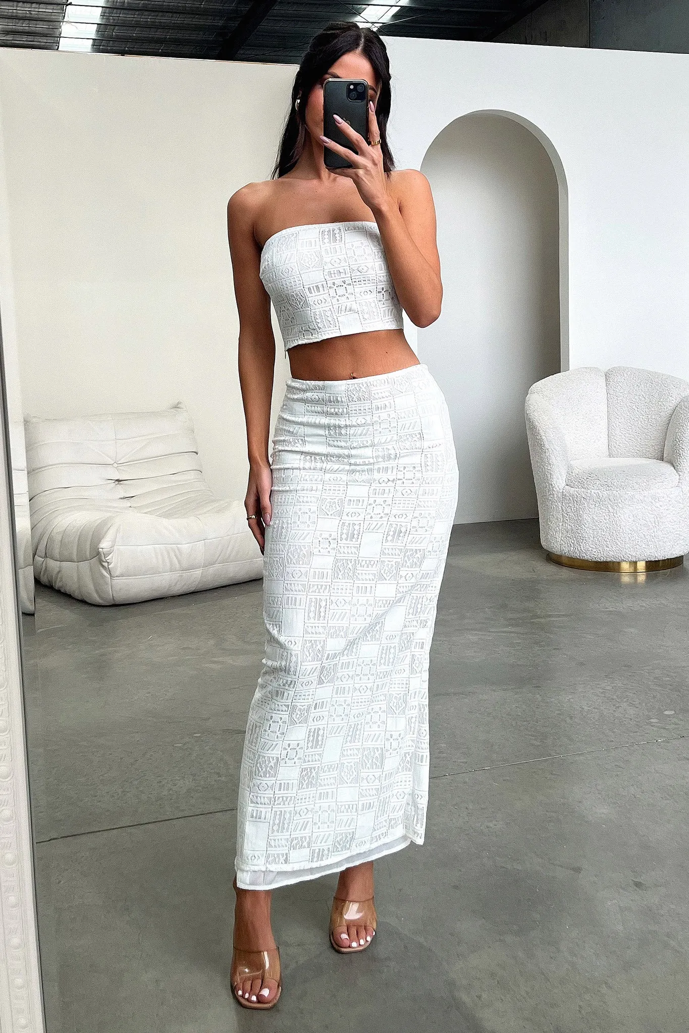 Modern Look Lucius Top - White