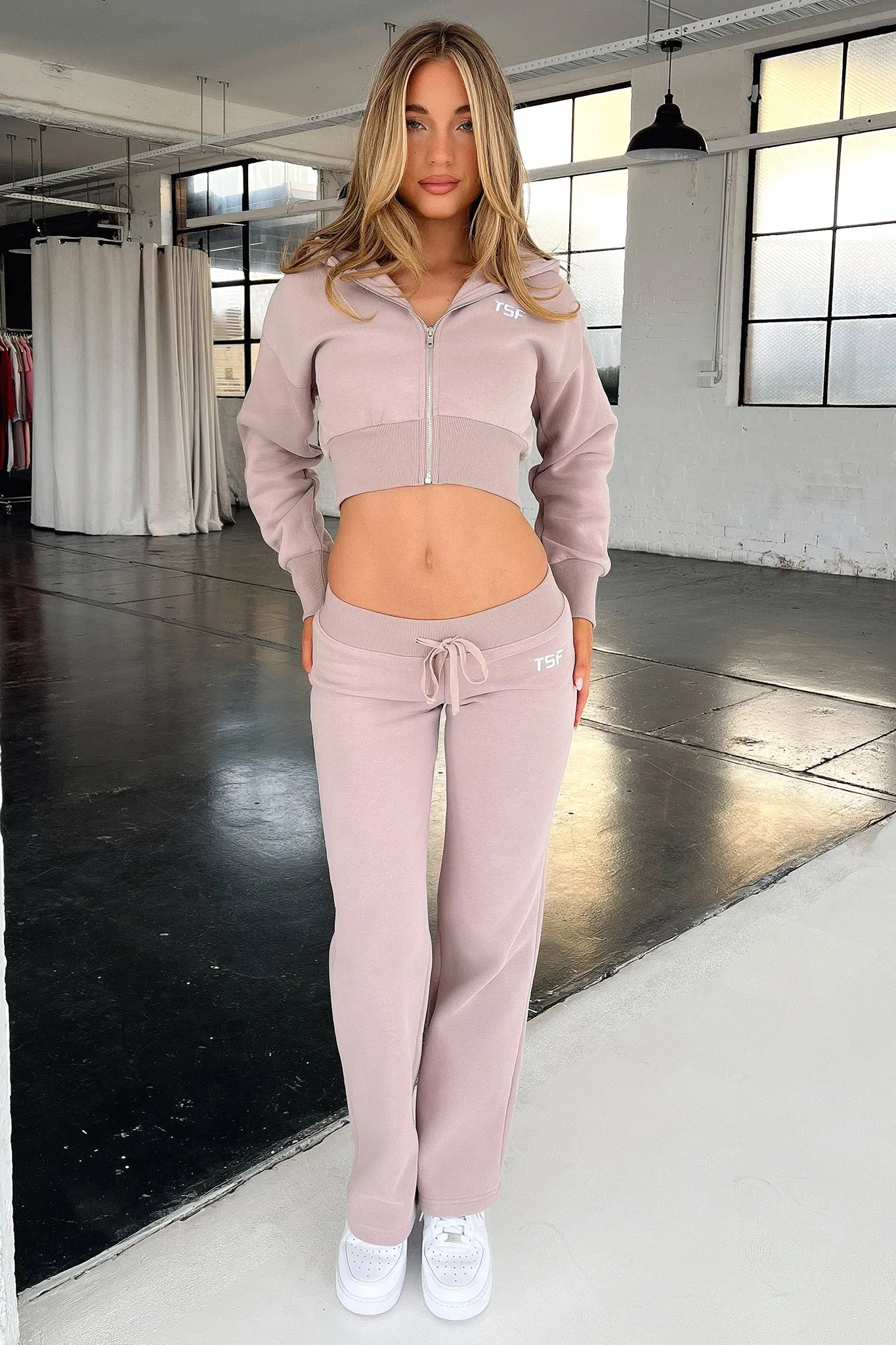 Modern Style Kaztek Low Rise Sweatpants - Mocha