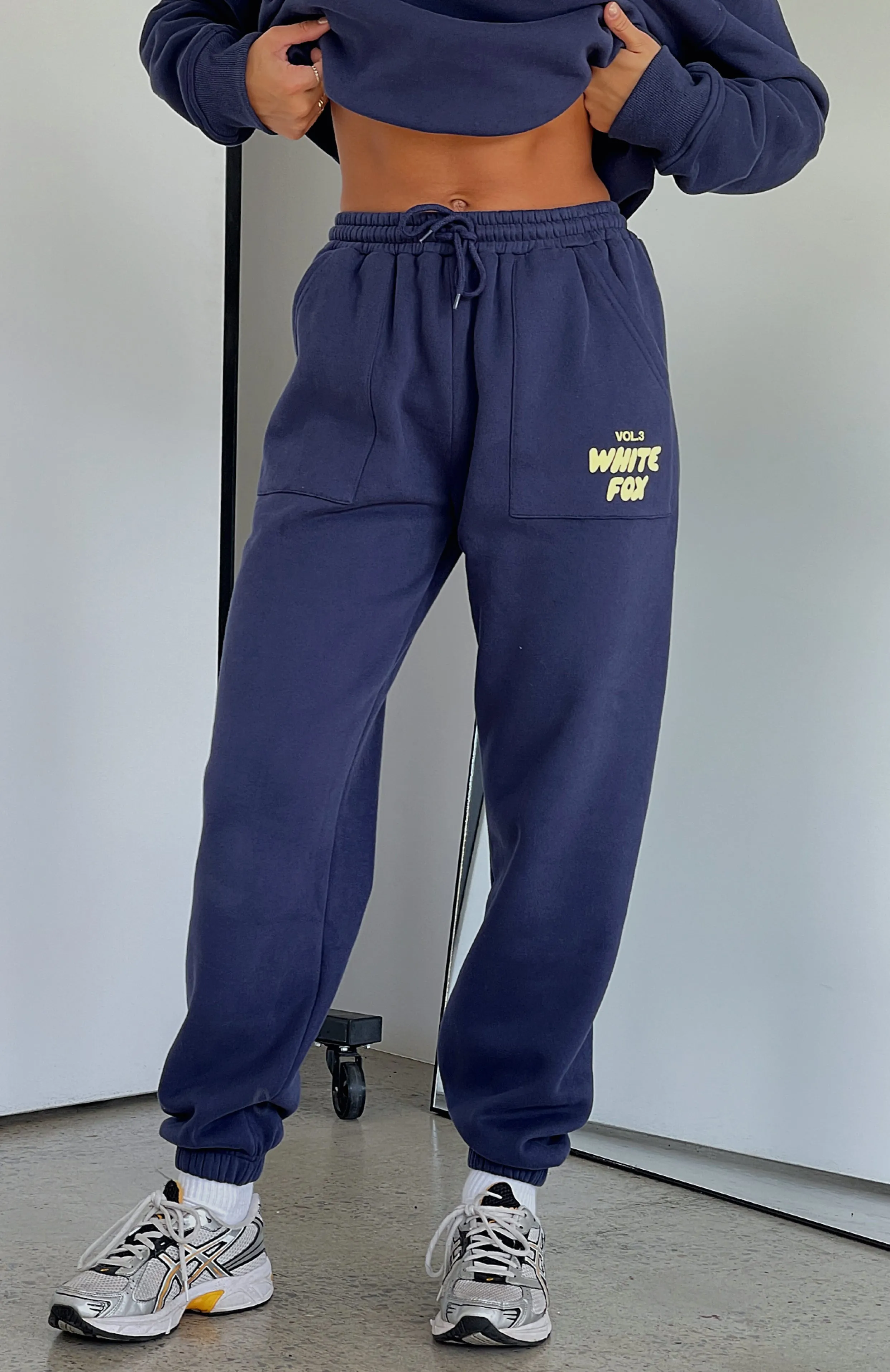 Premium Material Offstage Sweatpants Stellar