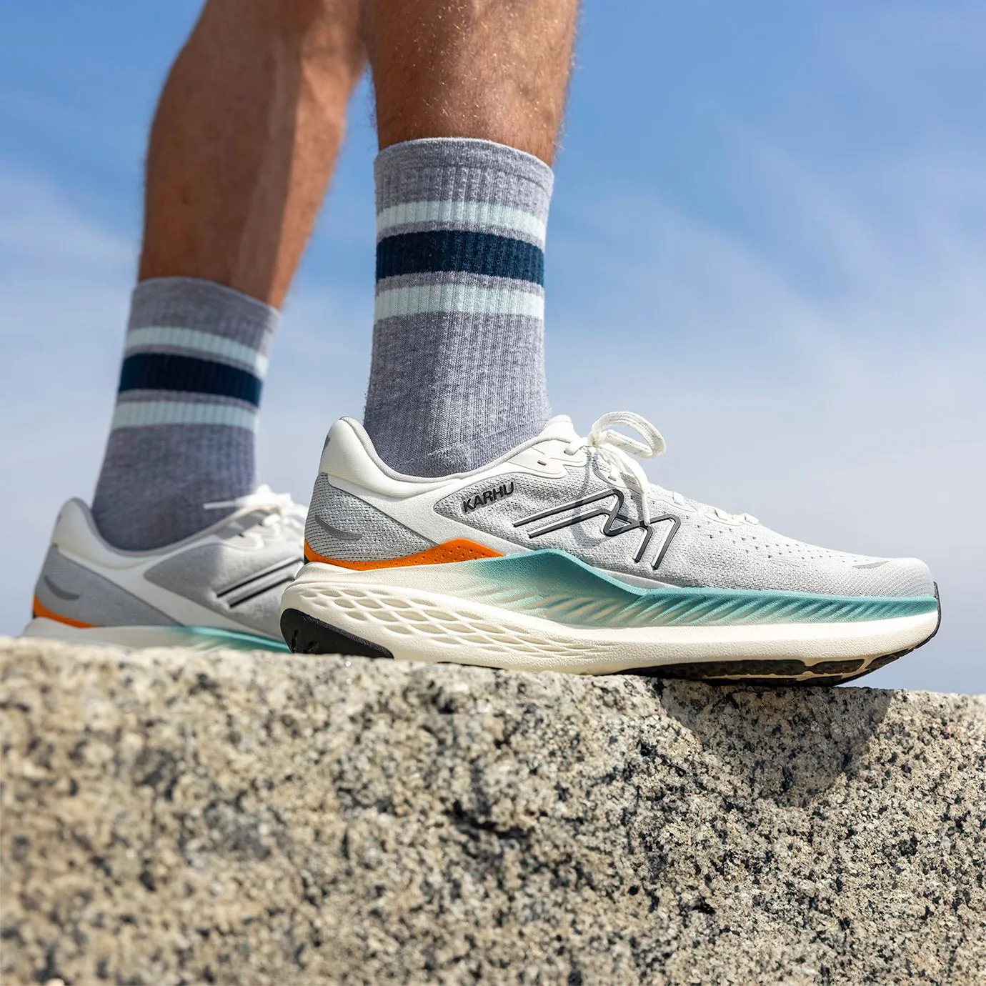 Quick - Pace Run Ability Features MEN'S MESTARI RUN 1.5 - WHITE / DUSTY TURQUOISE