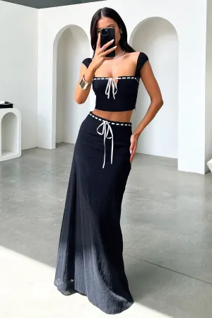 Flora Maxi Skirt - Black Art Gallery Visit