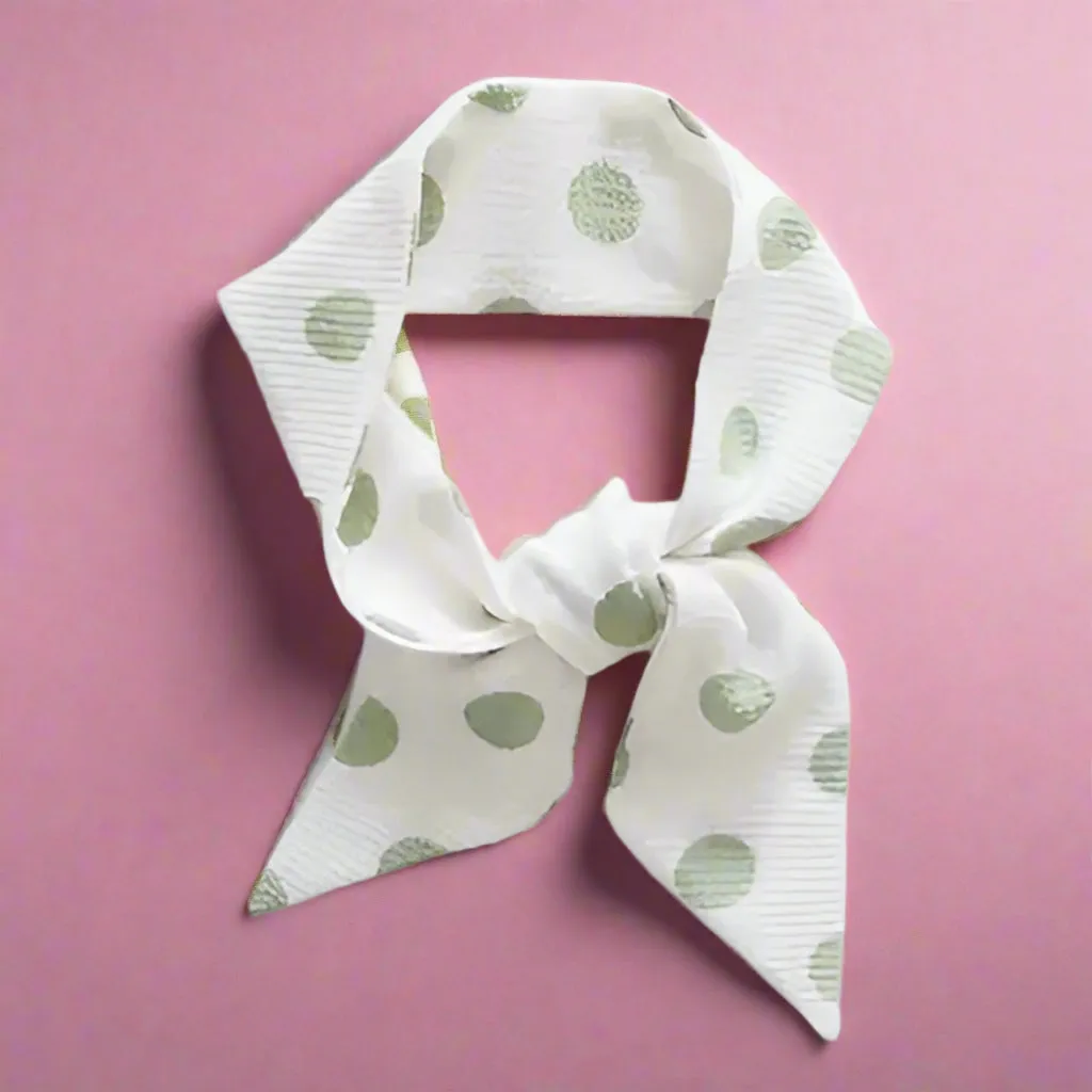 Retro Skinny Neck Scarf in Three Colors Stylish Look