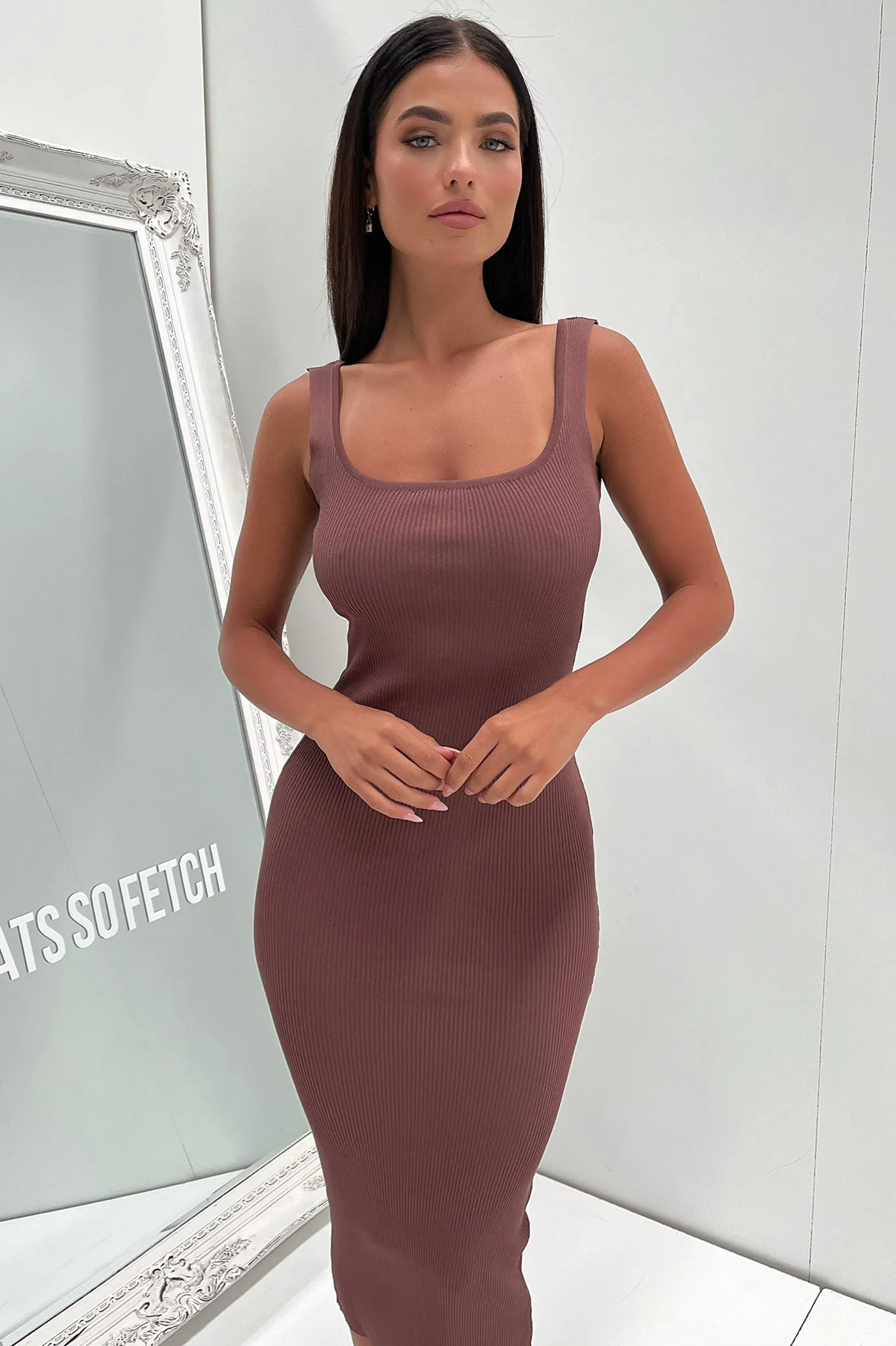 Romantic Moments Neeha Midi Dress - Brown