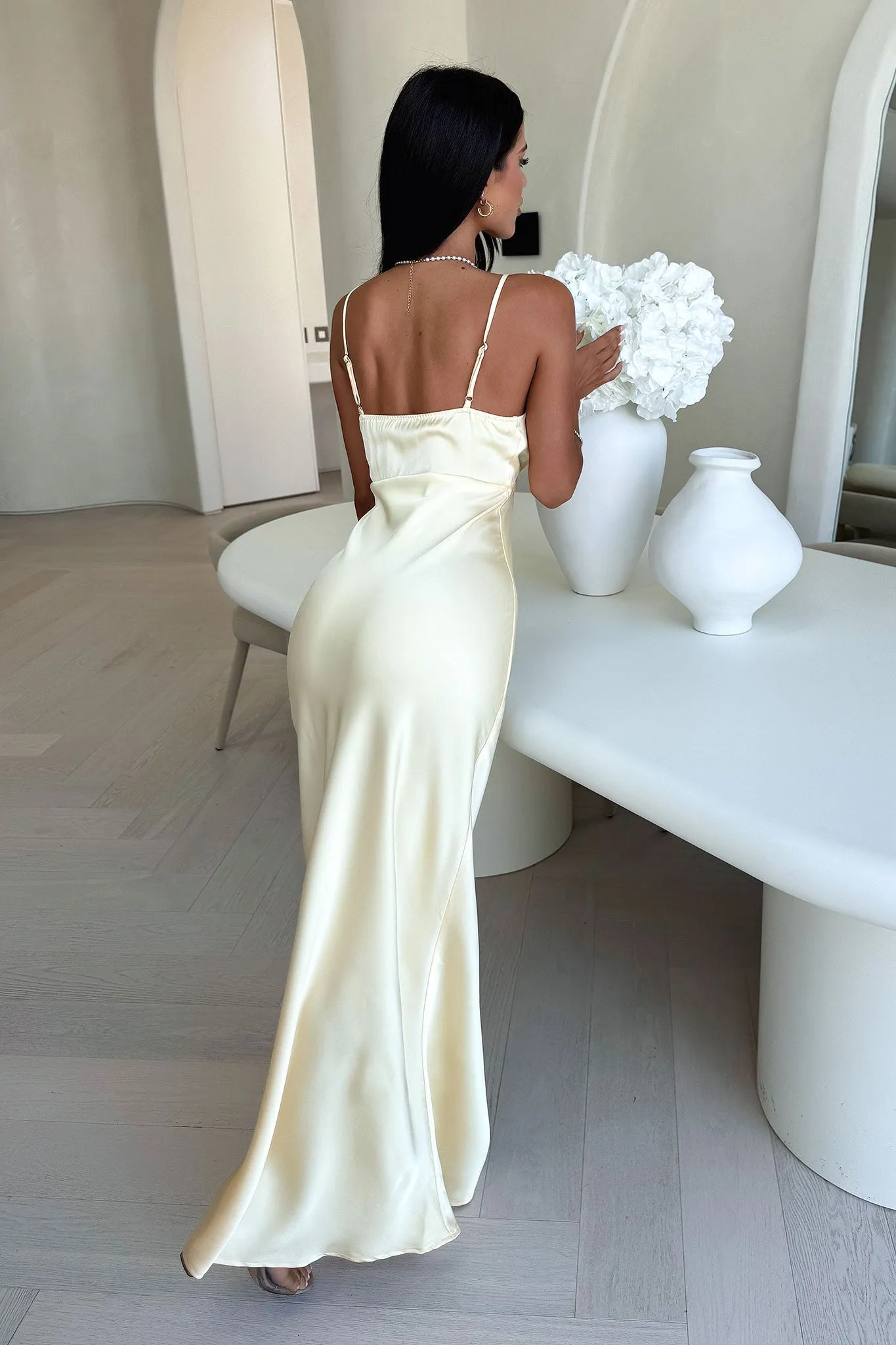 Sabilla Maxi Dress - Yelllow Retro Glamour