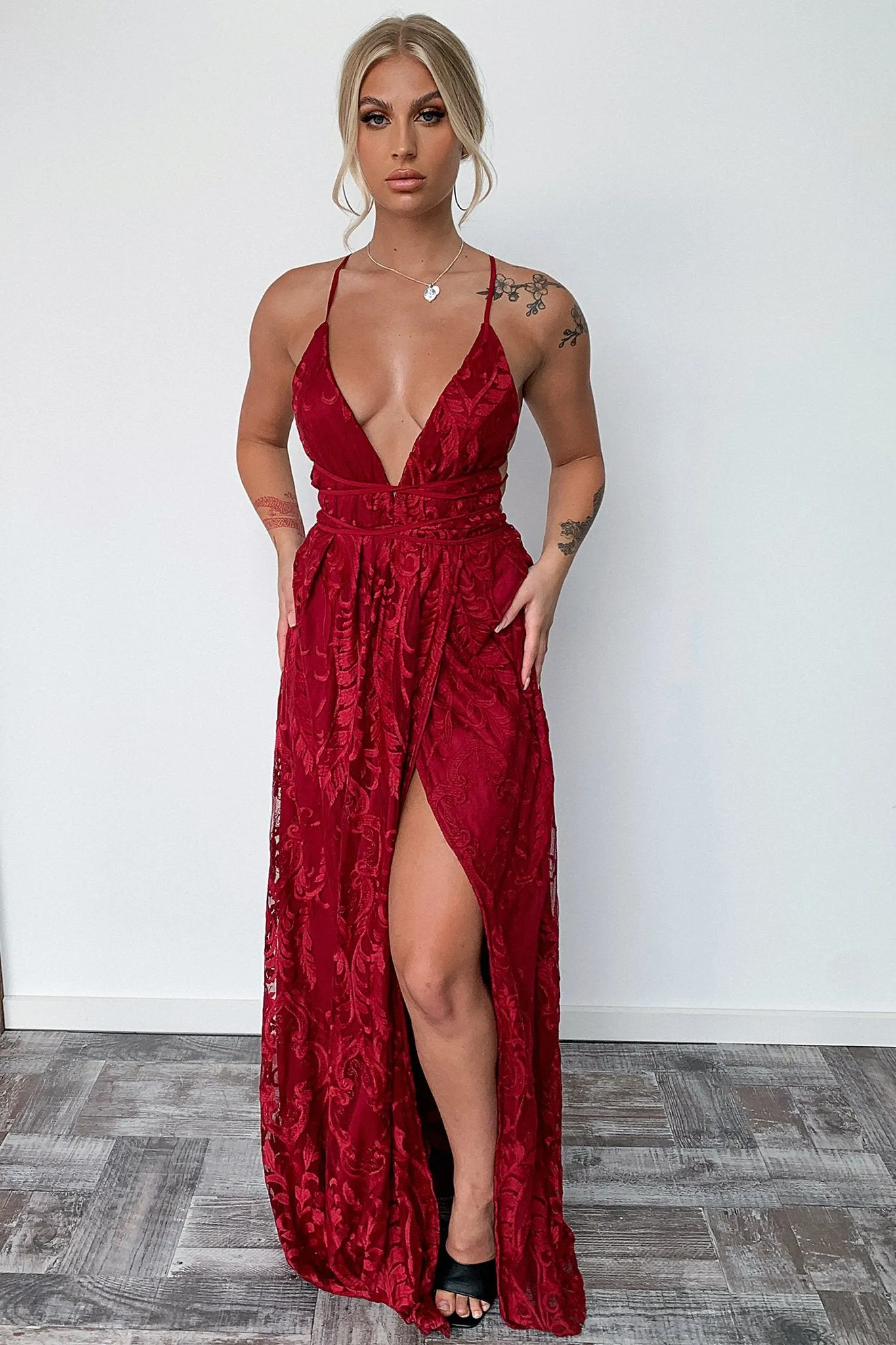 Scarlett Halter Maxi Dress - Burgundy Hidden pockets