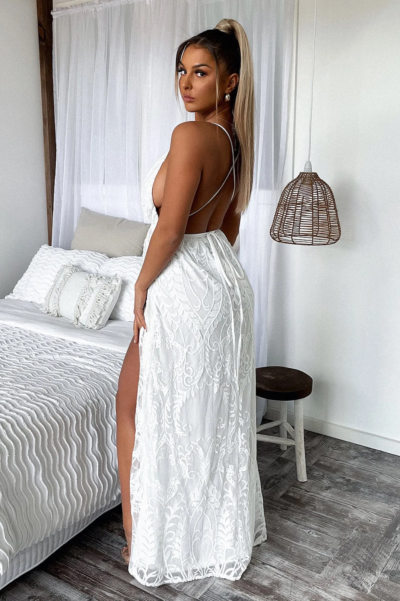 Scarlett Halter Maxi Dress - White Unique Designs